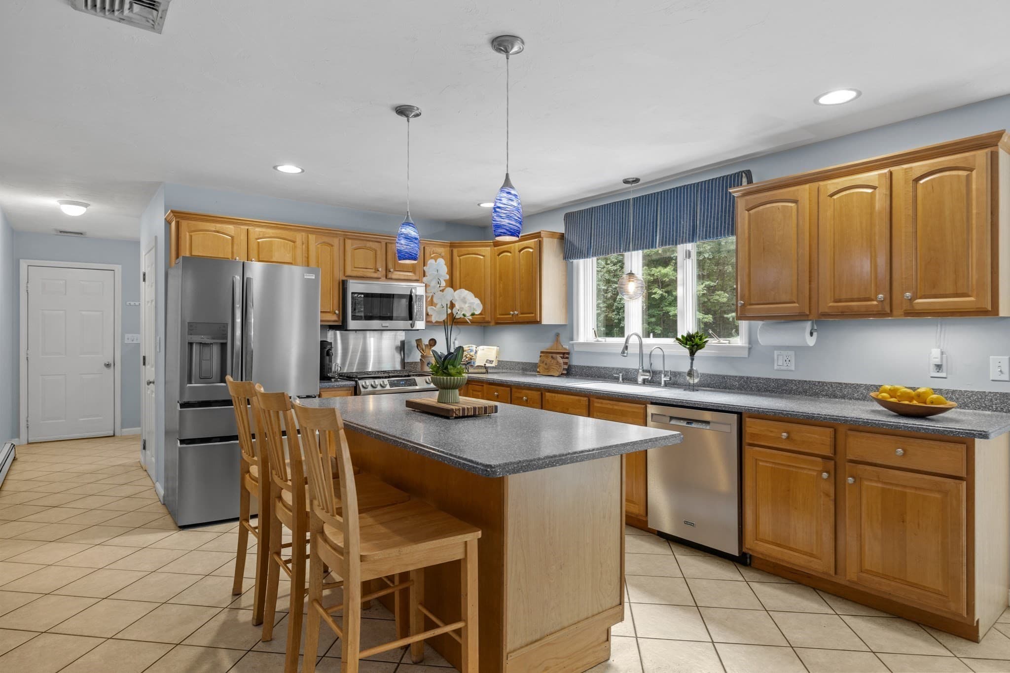 Single Family Residence at 37 Herring Brook Ln, Pembroke MA 02359, Pembroke, photo 8 of 42