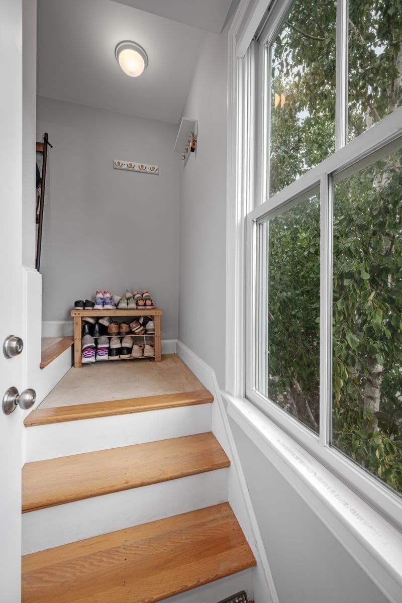 Condominium at 26 Village Street Unit 3, Marblehead MA 01945, Marblehead, photo 5 of 26