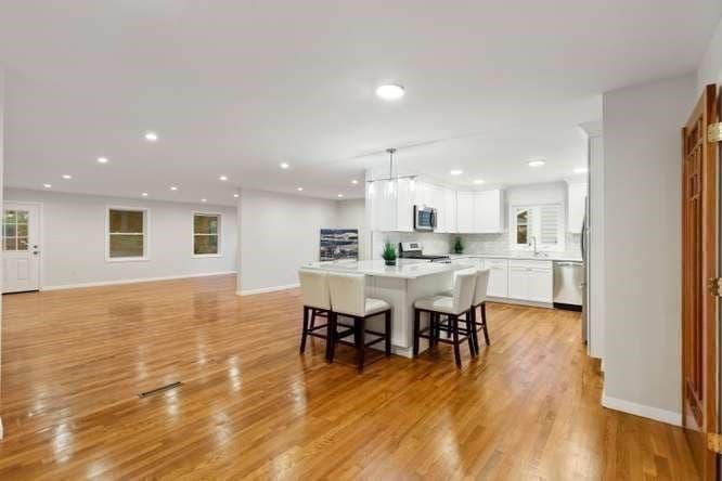 Single Family Residence at 96 Old Essex Rd, Manchester MA 01944, Manchester, photo 6 of 34