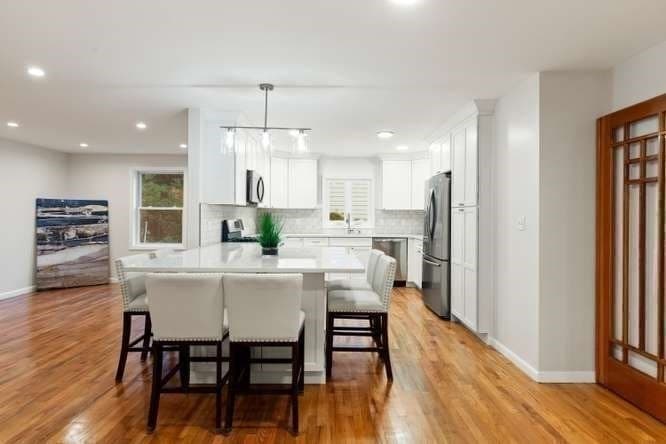 Single Family Residence at 96 Old Essex Rd, Manchester MA 01944, Manchester, photo 7 of 34
