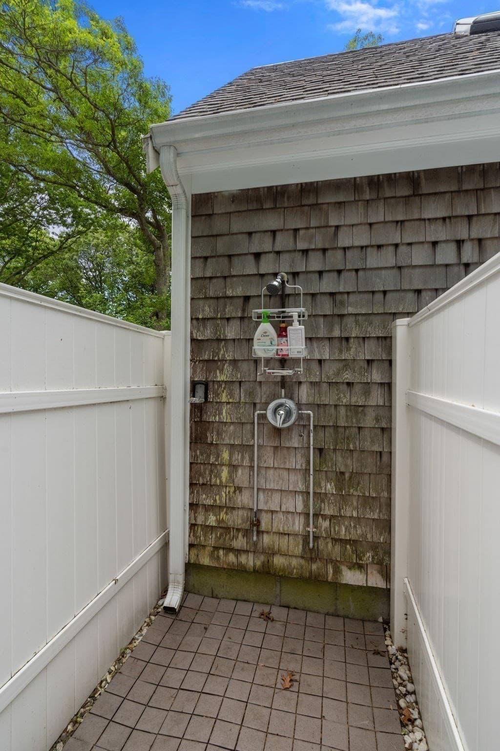 Single Family Residence at 24 E Harbor Dr, Falmouth MA 02540, Falmouth, photo 24 of 40