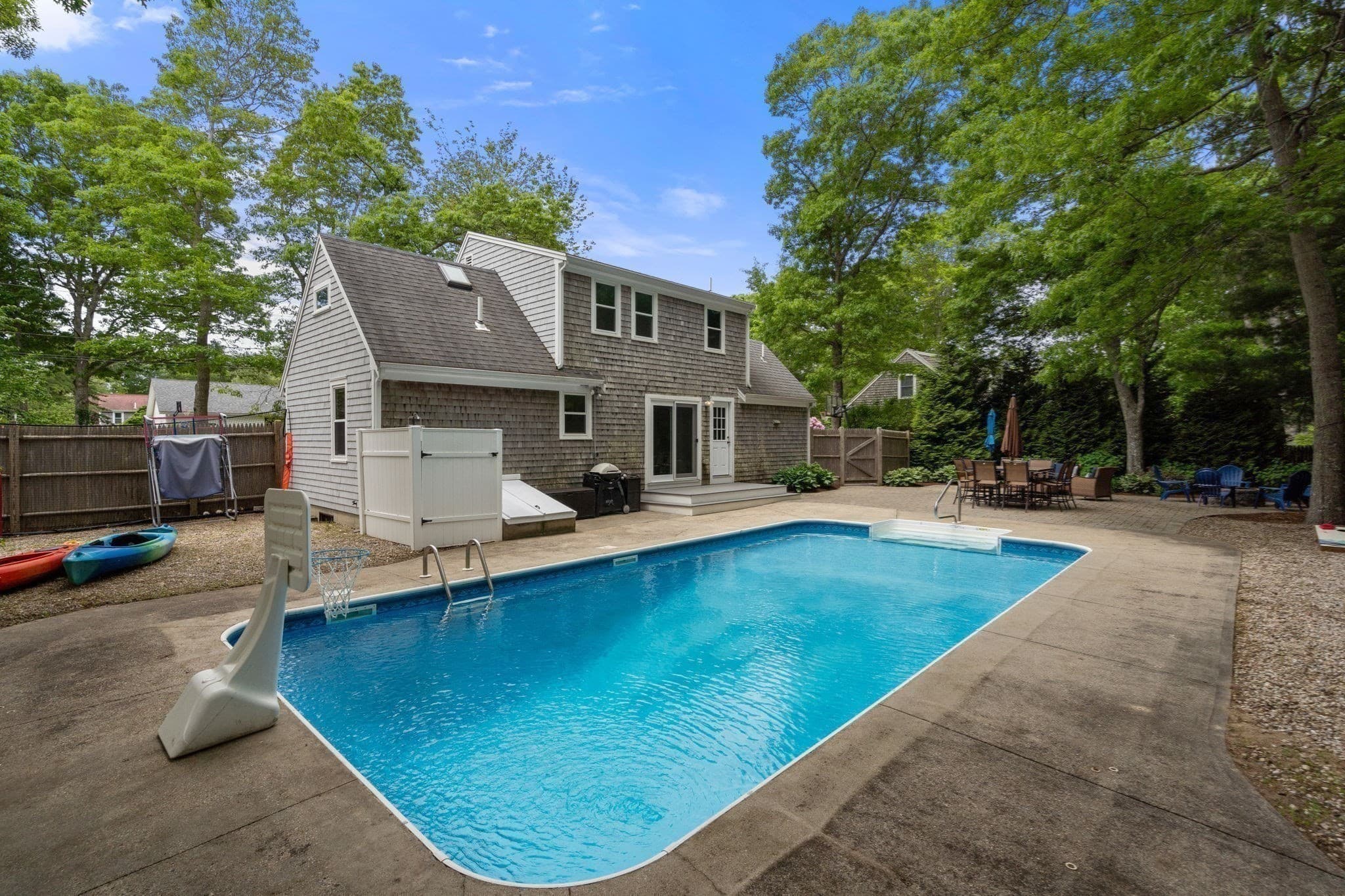 Single Family Residence at 24 E Harbor Dr, Falmouth MA 02540, Falmouth, photo 4 of 40