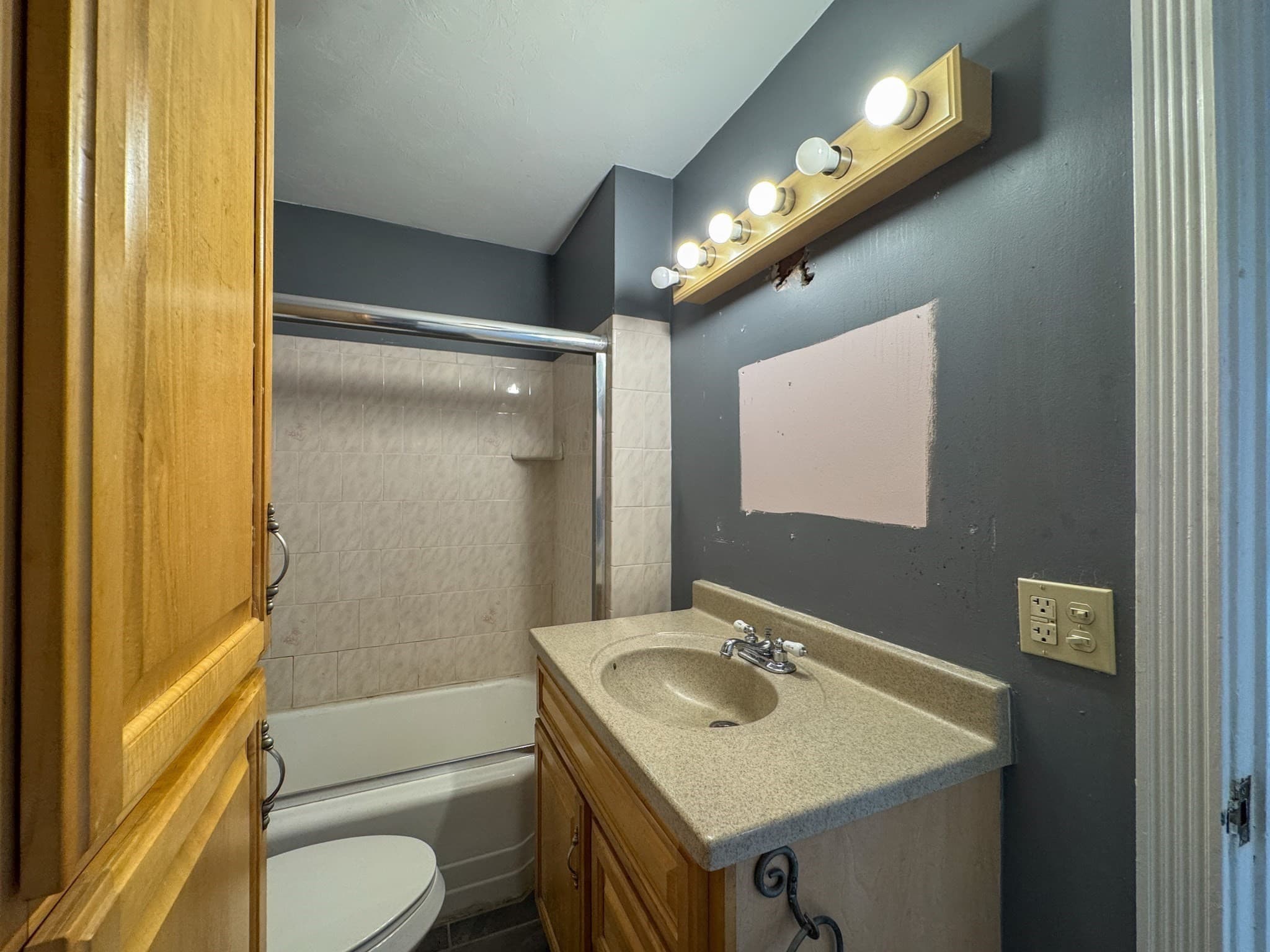 Single Family Residence at 116 Leedham St, Attleboro MA 02703, Attleboro, photo 16 of 27