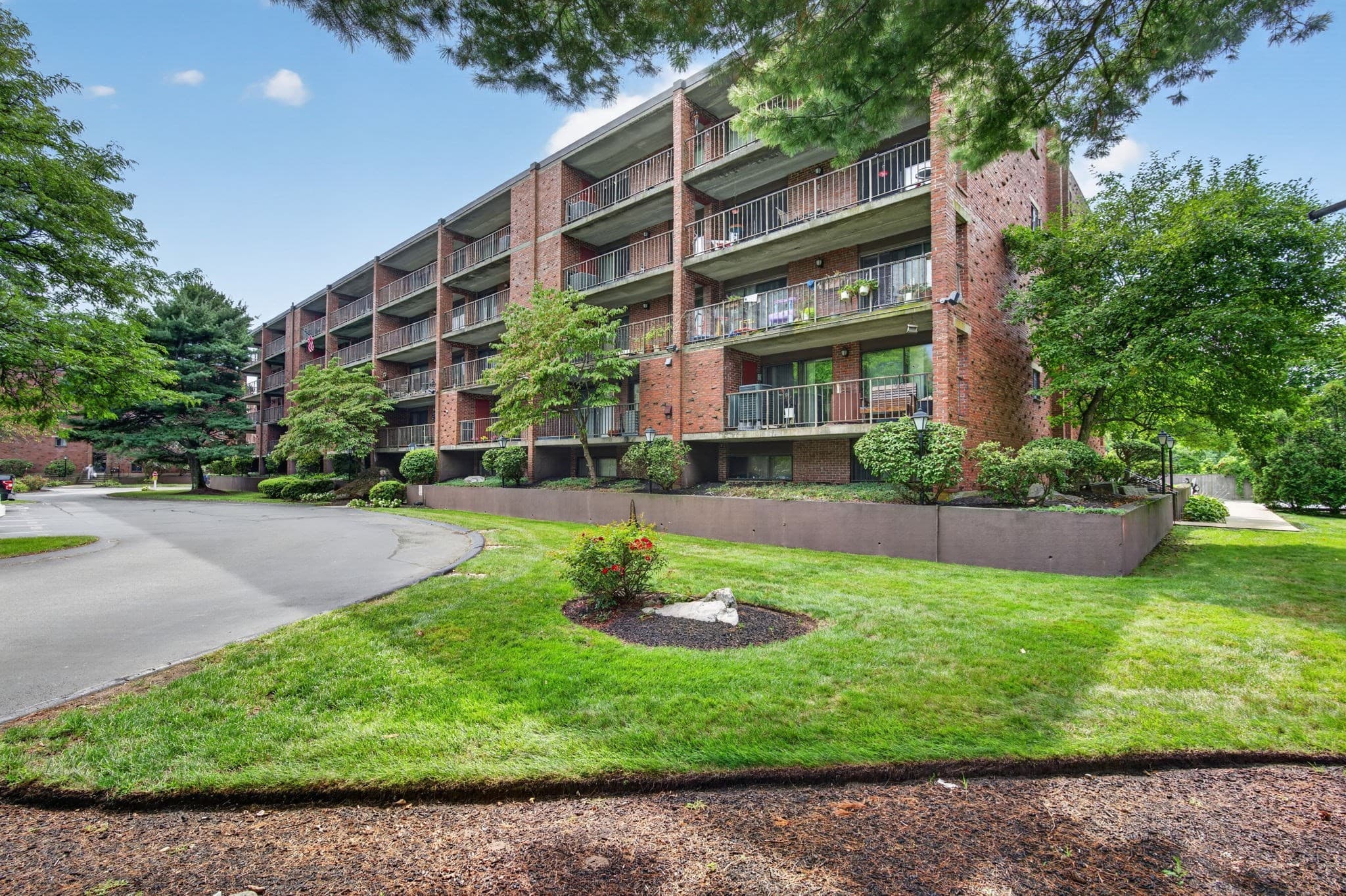 146 Marble St # 402, Stoneham MA 02180