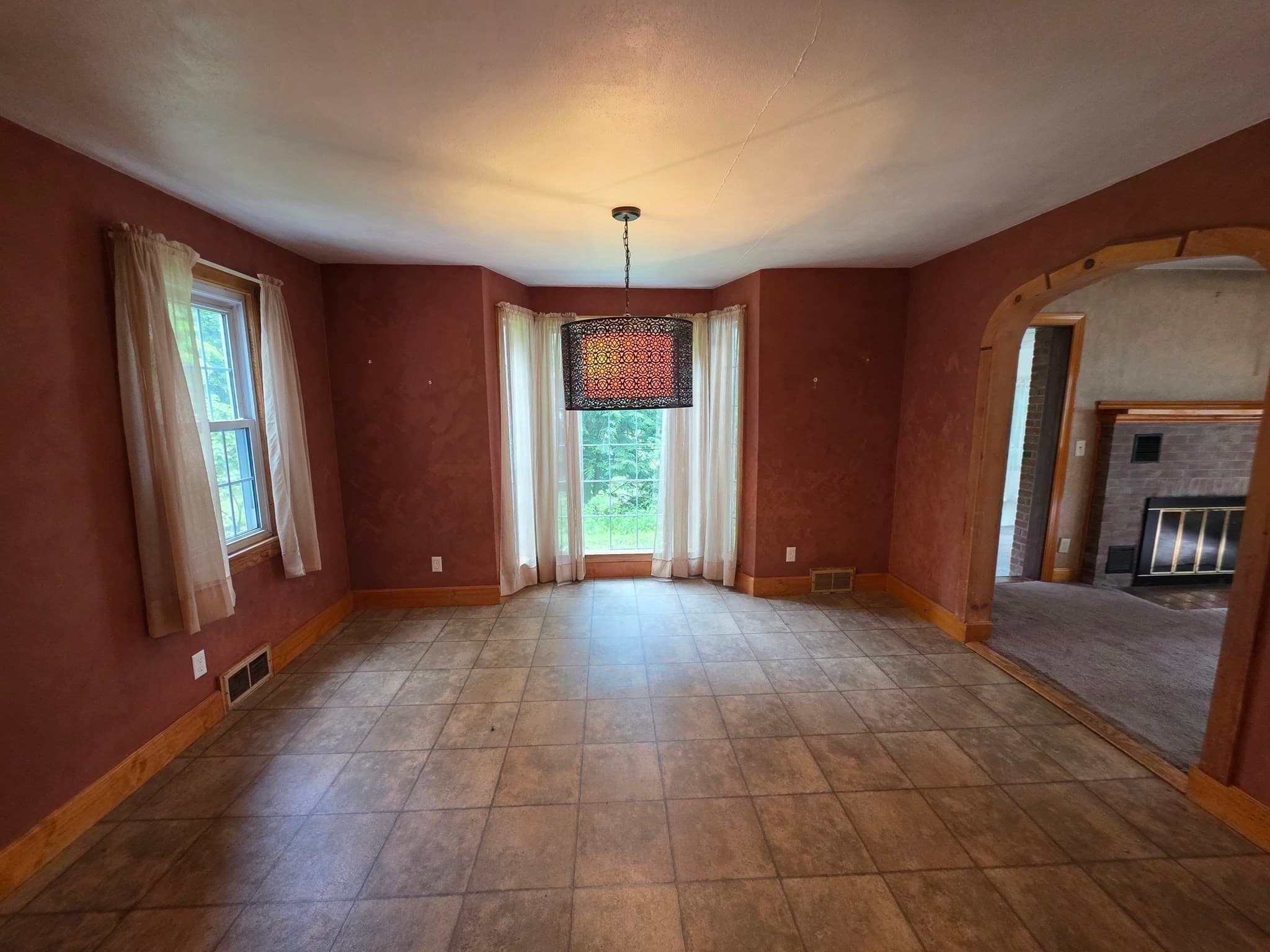 Single Family Residence at 947 Main St, Wilbraham MA 01095, Wilbraham, photo 6 of 42