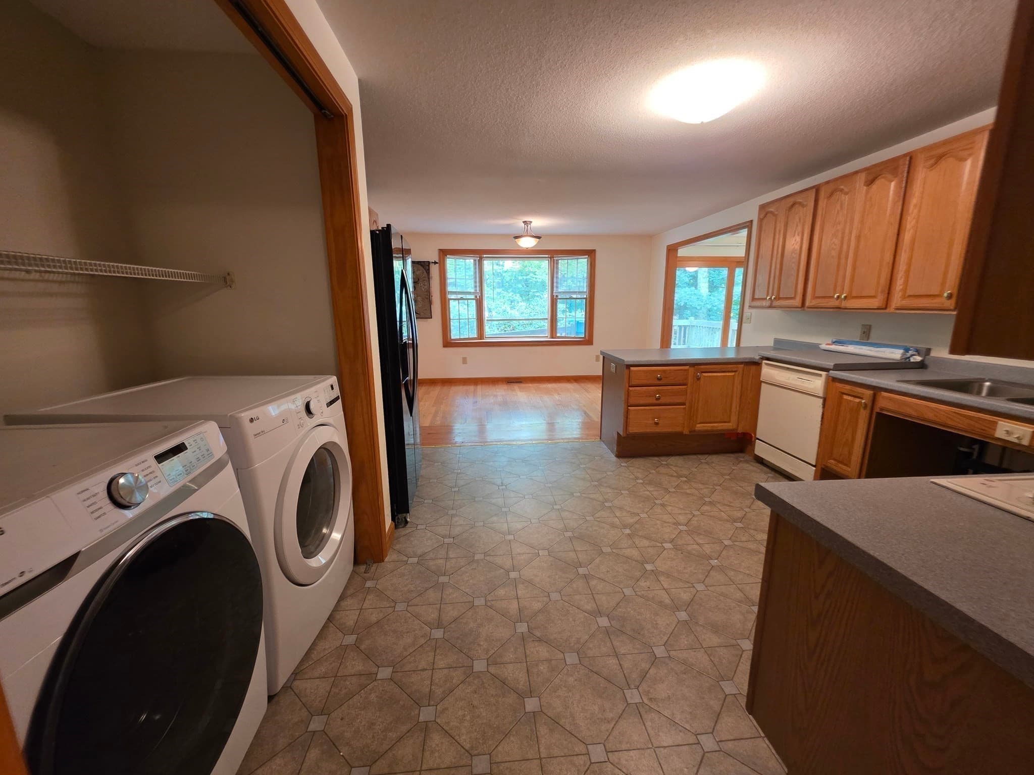 Single Family Residence at 947 Main St, Wilbraham MA 01095, Wilbraham, photo 20 of 42
