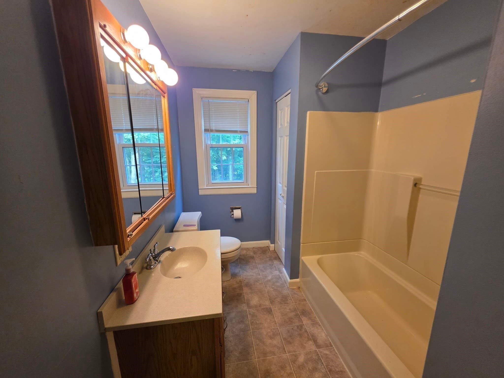 Single Family Residence at 947 Main St, Wilbraham MA 01095, Wilbraham, photo 11 of 42