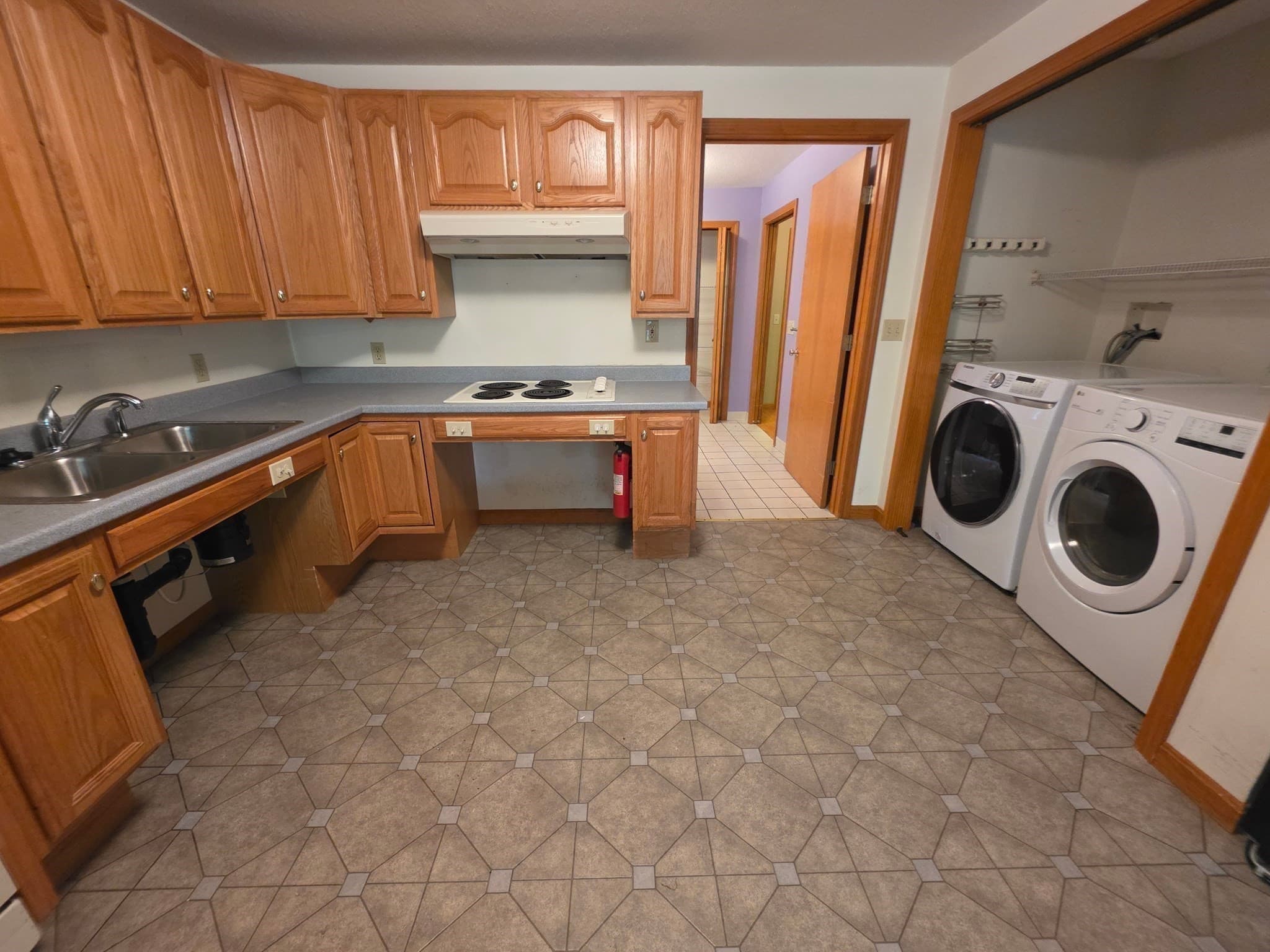 Single Family Residence at 947 Main St, Wilbraham MA 01095, Wilbraham, photo 19 of 42
