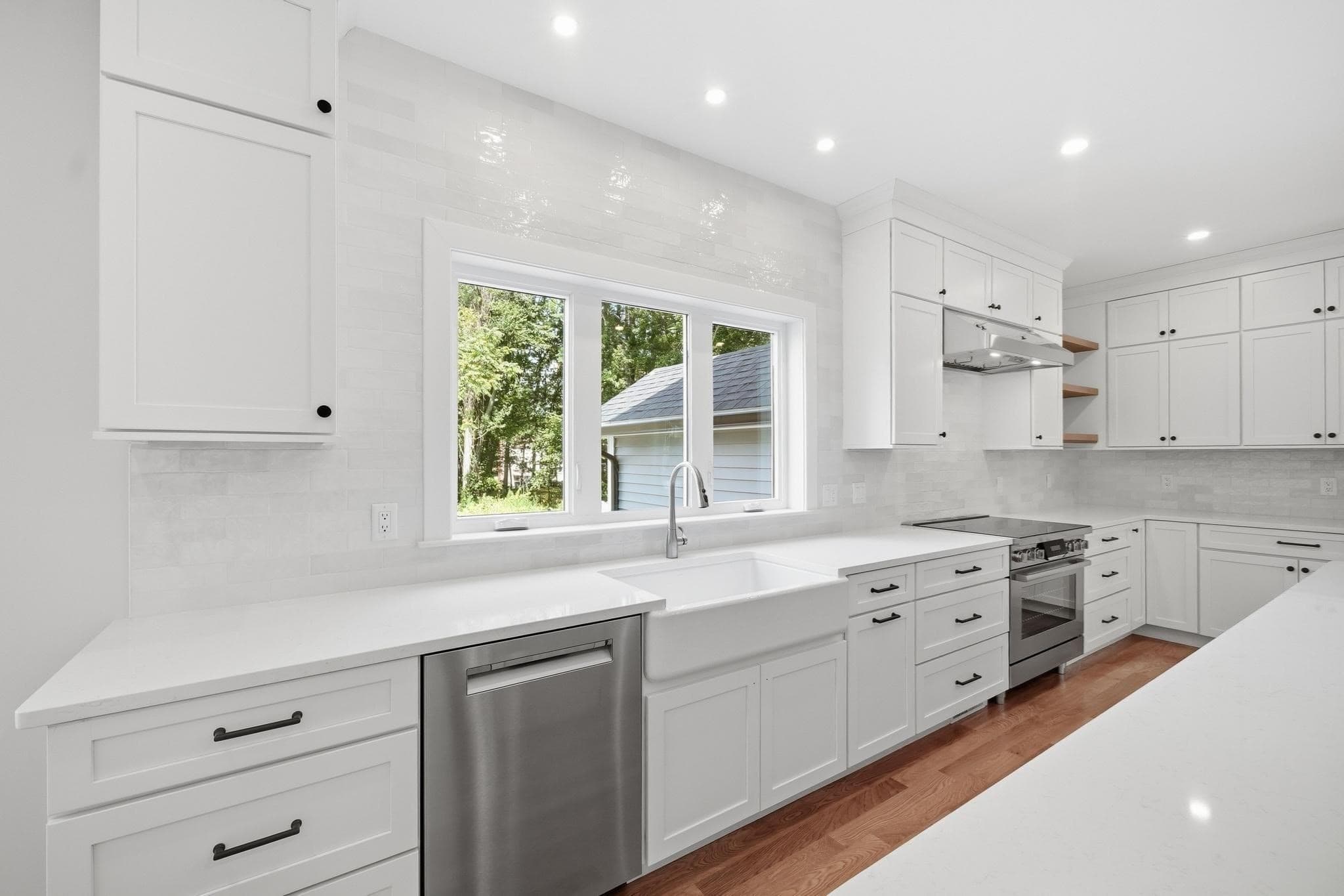 Single Family Residence at 283 Pleasant Street, Tewksbury MA 01876, Tewksbury, photo 17 of 36