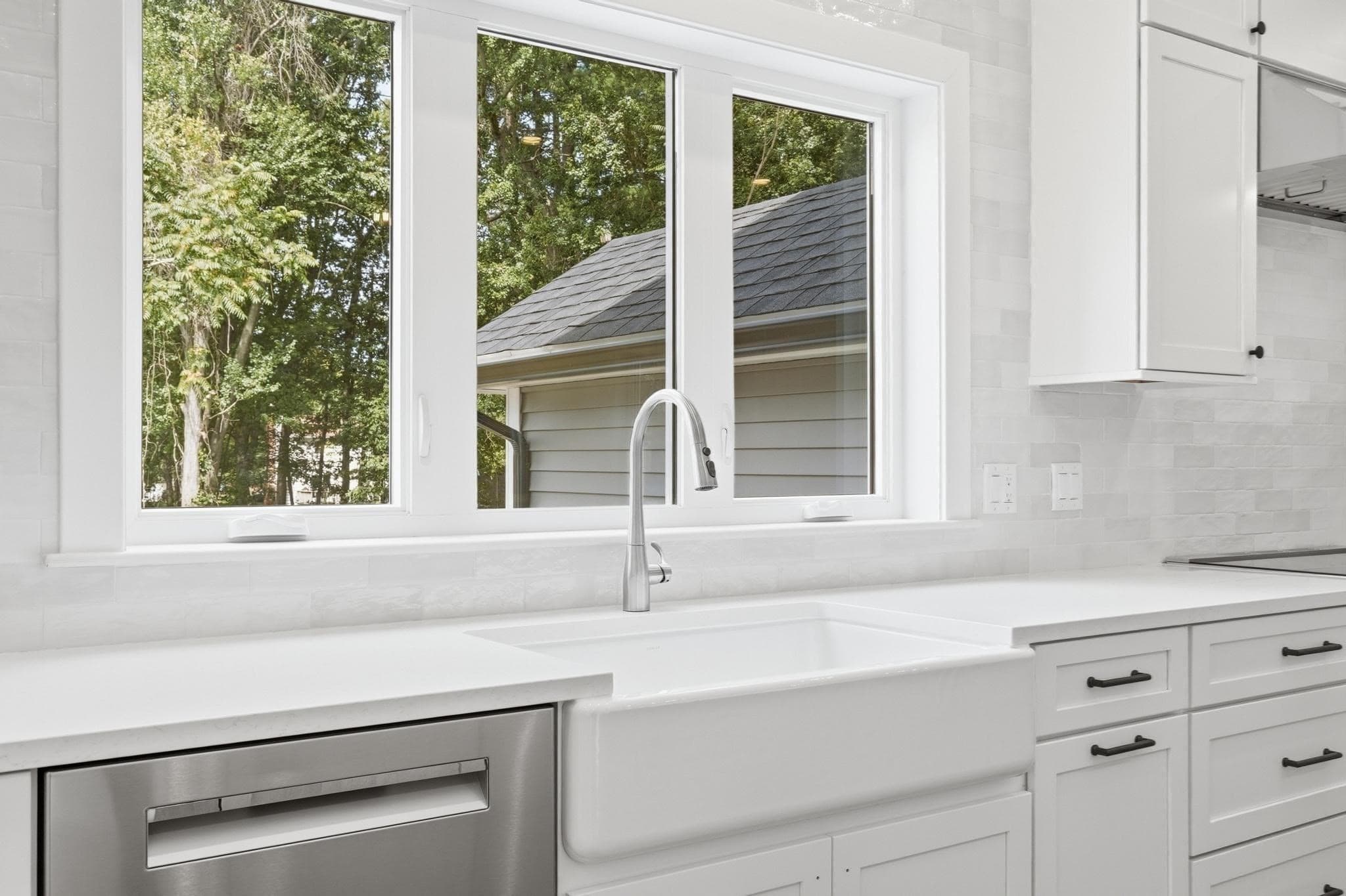 Single Family Residence at 283 Pleasant Street, Tewksbury MA 01876, Tewksbury, photo 12 of 36