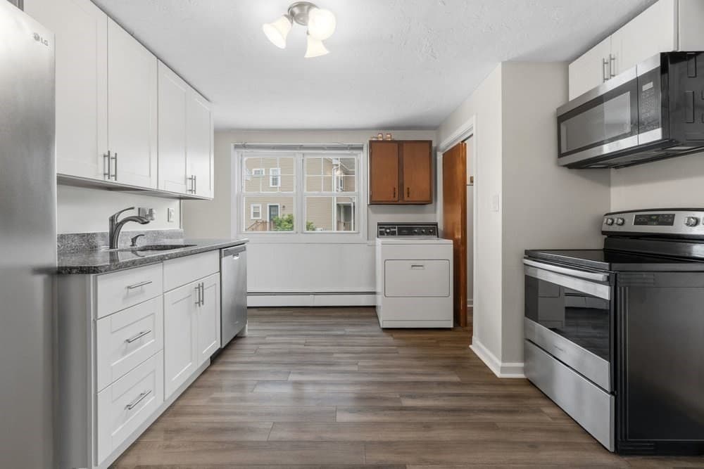 2 Family - 2 Units Side by Side at 171 Lake St, Waltham MA 02451, Waltham, photo 19 of 28