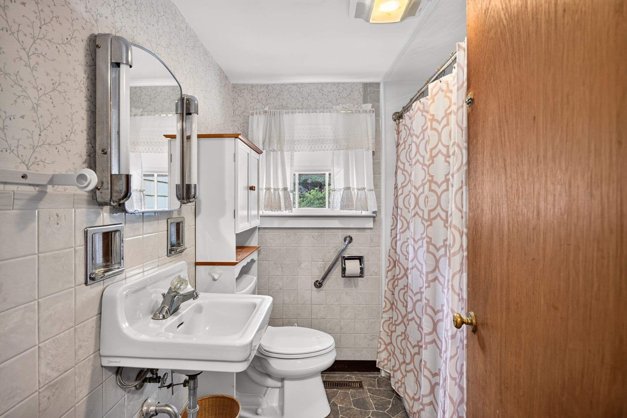 Single Family Residence at 32 Highland Road, Truro MA 02666, photo 16 of 42