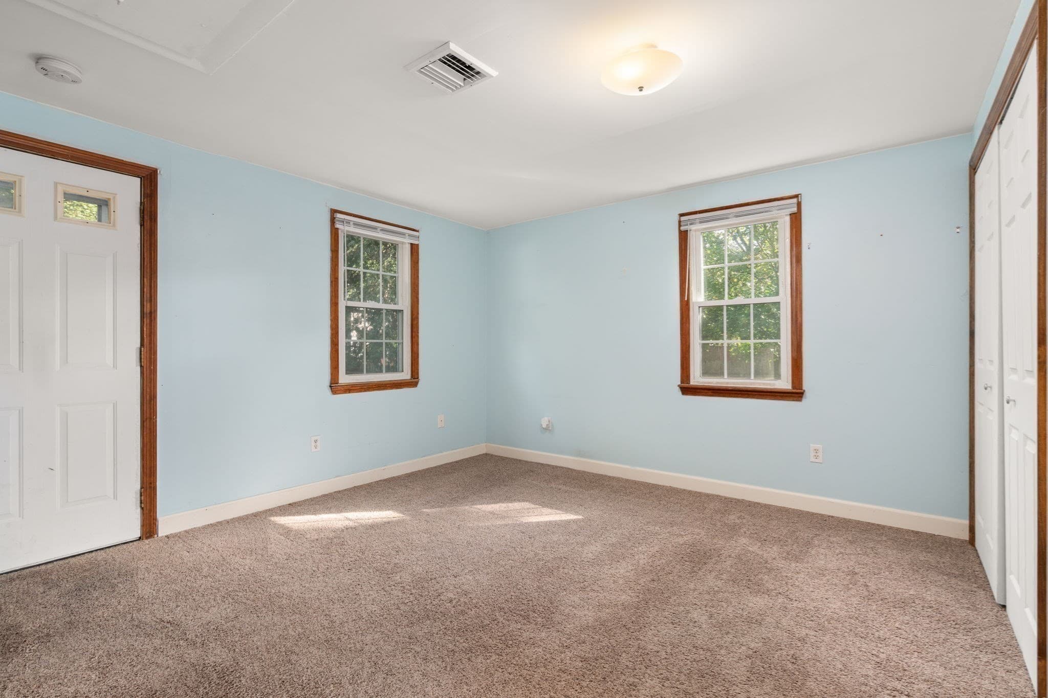 Single Family Residence at 11 Munroe Dr, Plainville MA 02762, Plainville, photo 18 of 37