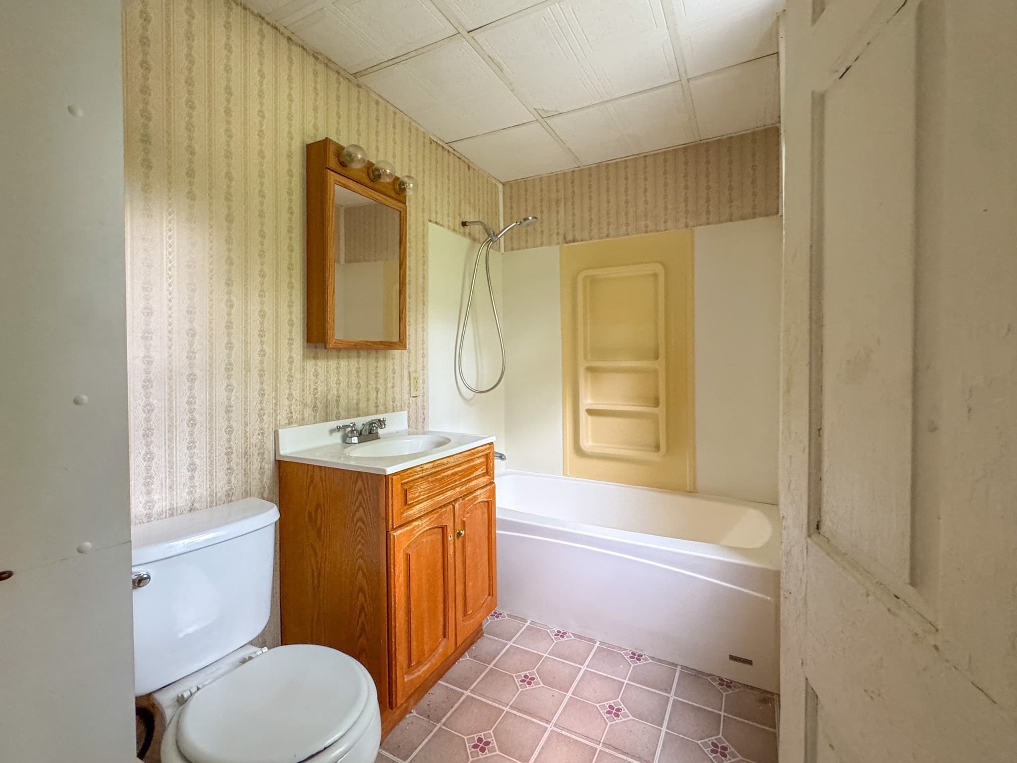 Single Family Residence at 2496 Pleasant St, Dighton MA 02715, Dighton, photo 29 of 40