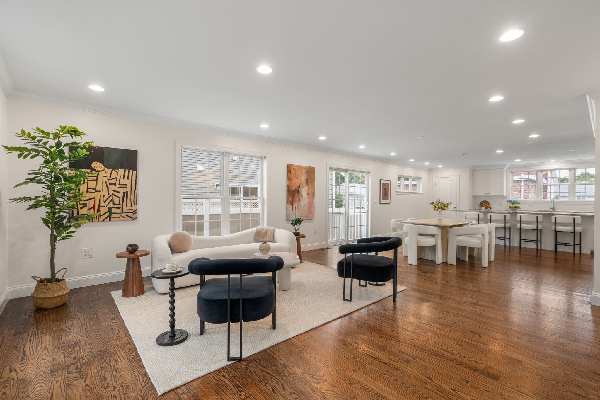 Condominium at 10 Gale St # 1, Waltham MA 02453, Waltham, photo 9 of 42