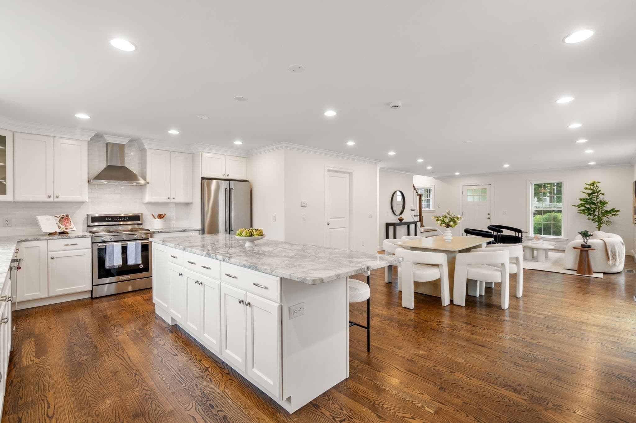 Condominium at 10 Gale St # 1, Waltham MA 02453, Waltham, photo 21 of 42