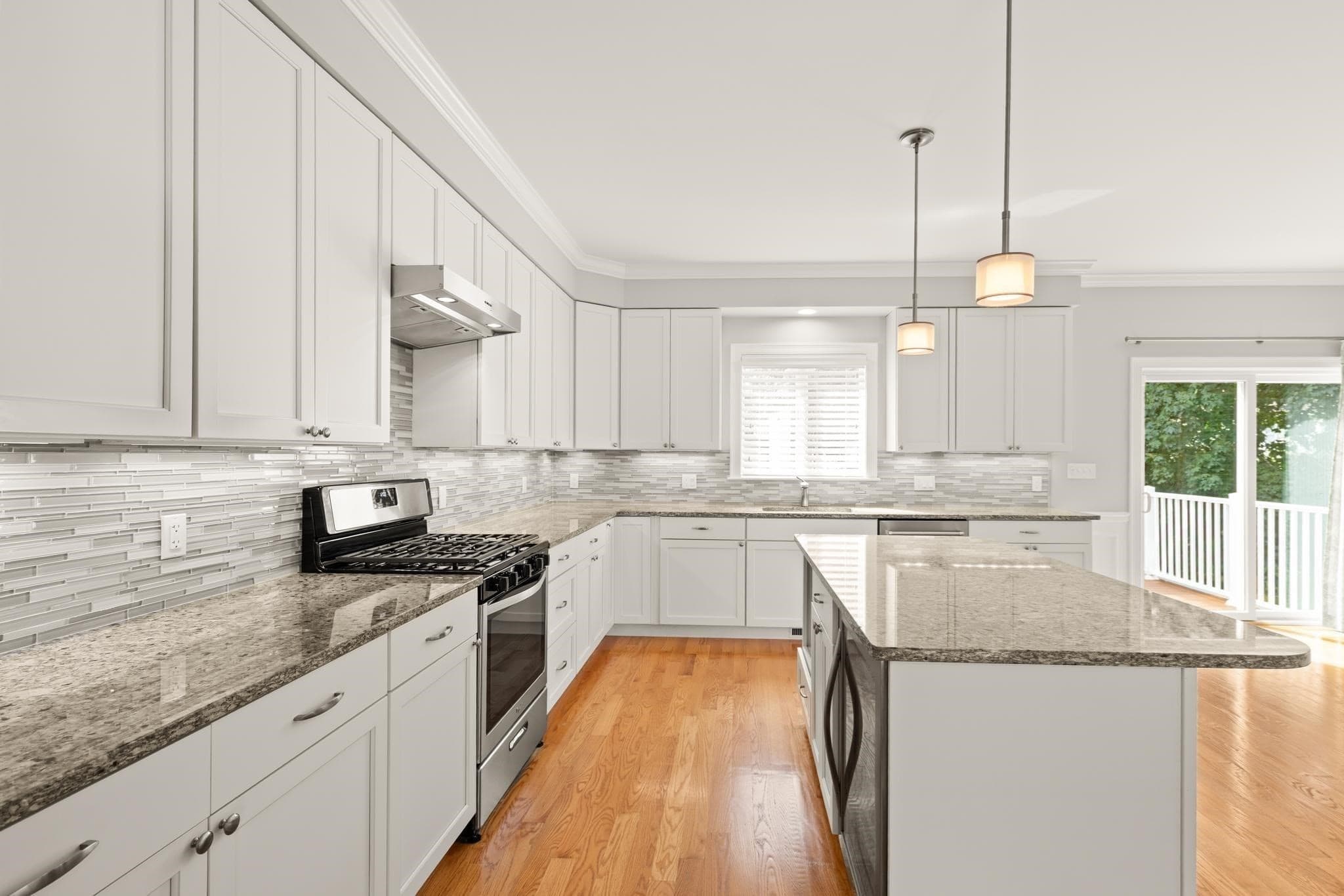 Condominium at 29 Wadsworth Ave # 2, Waltham MA 02453, photo 6 of 41