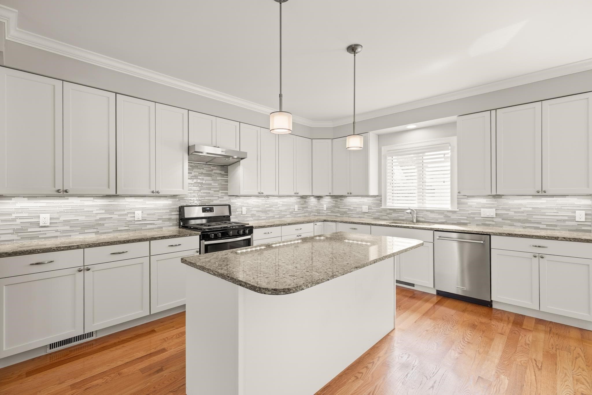 Condominium at 29 Wadsworth Ave # 2, Waltham MA 02453, photo 4 of 41