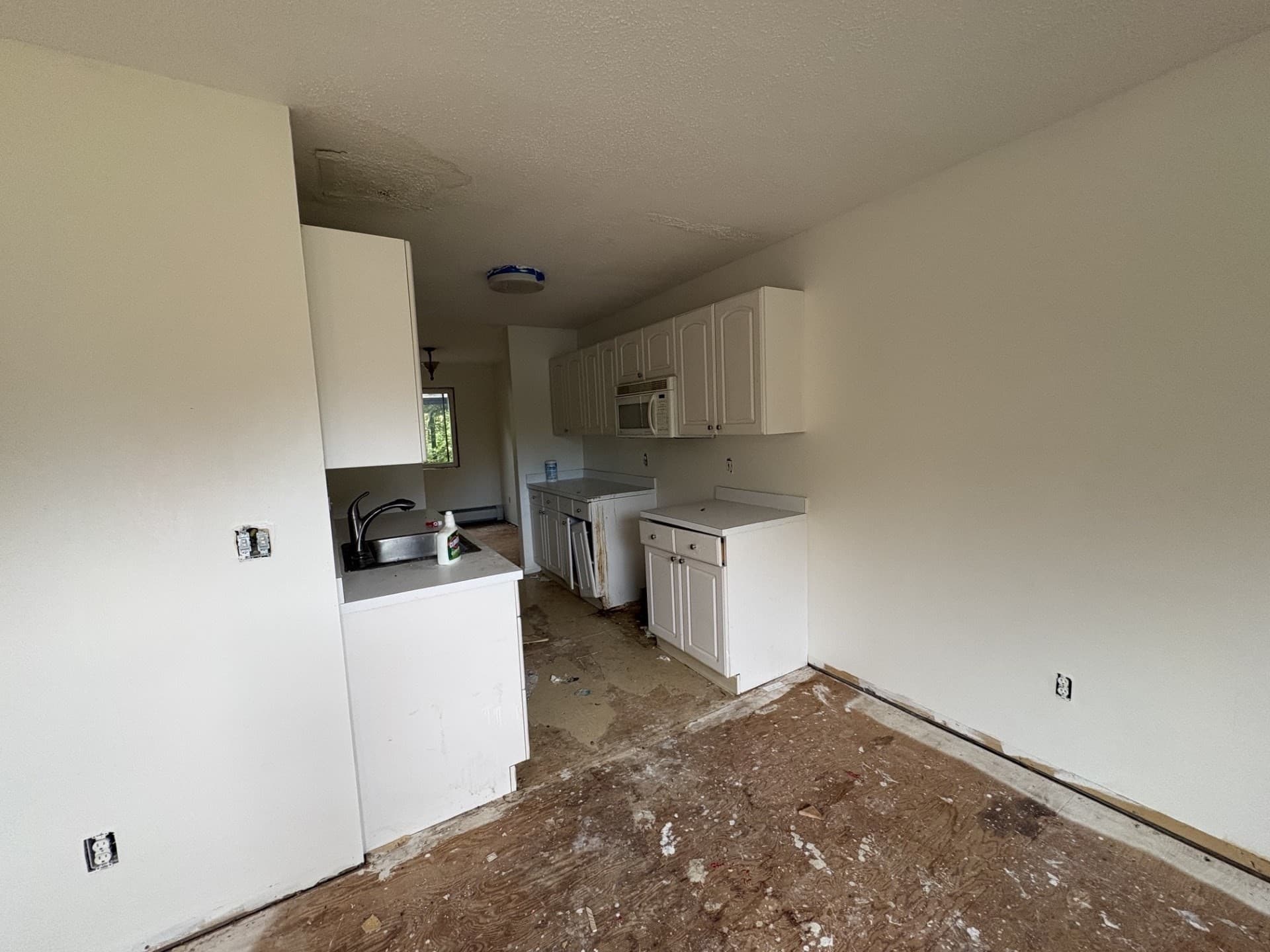 Condominium at 170 E Hadley Rd # 18, Amherst MA 01002, Amherst, photo 5 of 23