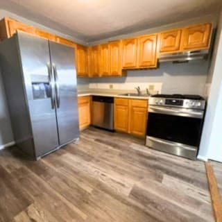 Condominium at 345 Hildreth St # 21, Lowell MA 01850, Lowell, photo 3 of 13