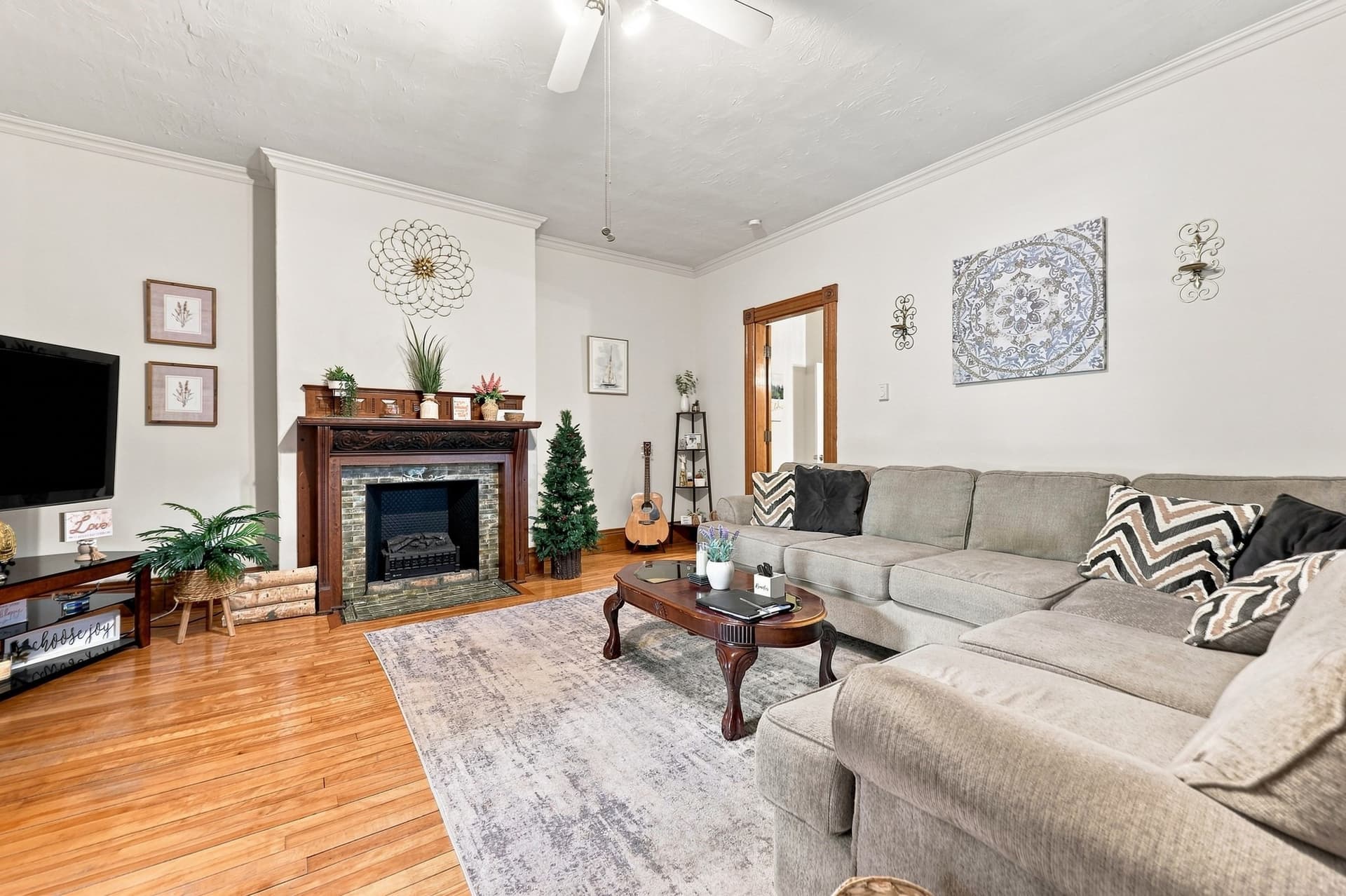 3 Family at 94 North Main Street, West Boylston MA 01583, photo 10 of 33