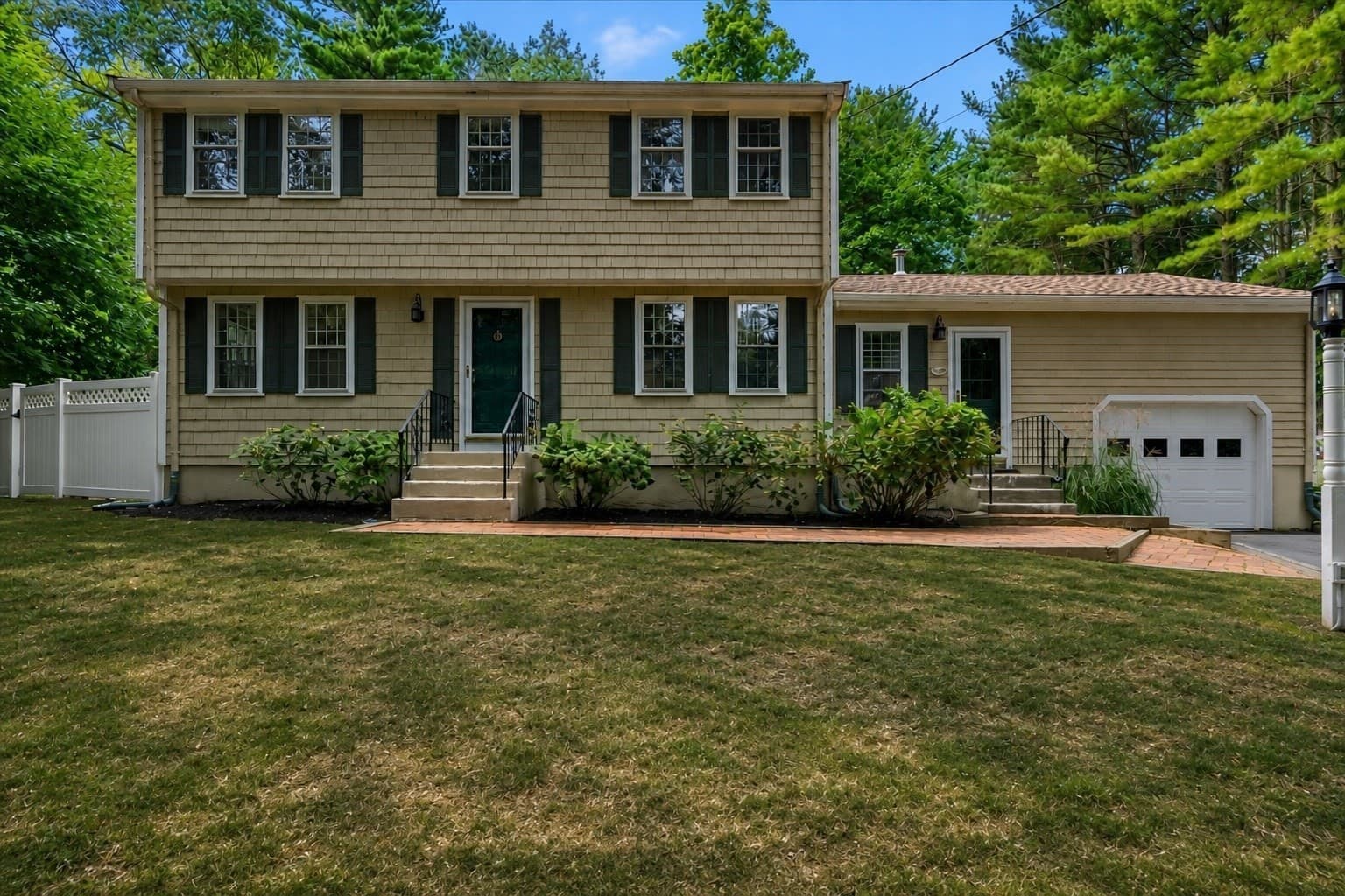 249 Prospect St, Hingham MA 02043