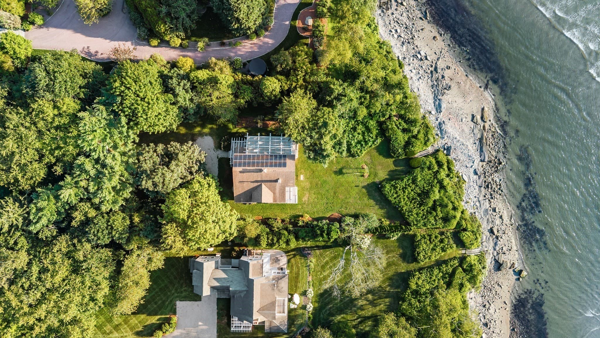 Single Family Residence at 109 High Hill Rd, Tiverton RI 02878, Tiverton, photo 5 of 38