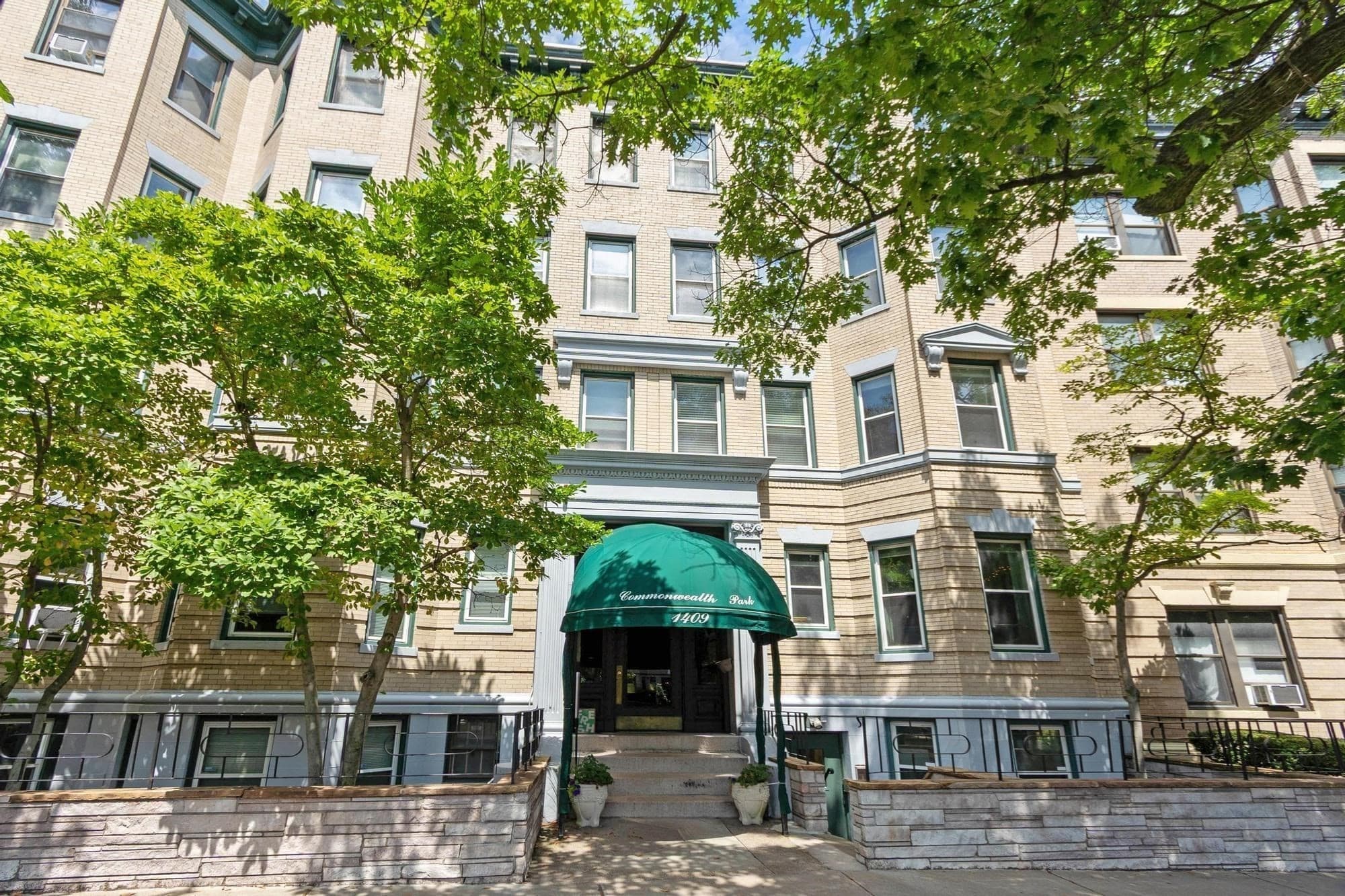 Condominium at 1409 Commonwealth Avenue # 502, Boston MA 02135, photo 23 of 27