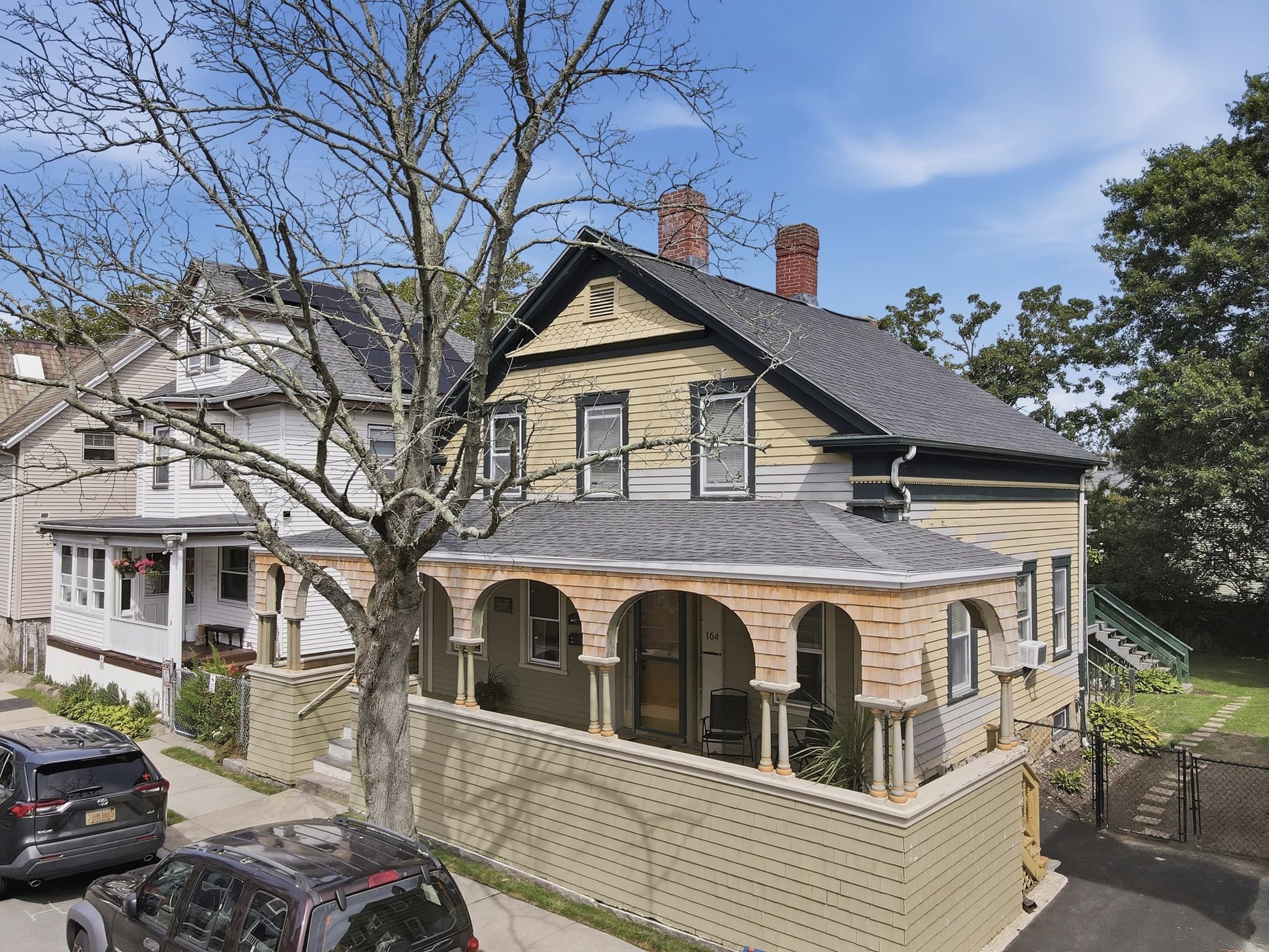 Multi Family at 164 Chestnut Street, New Bedford MA 02740, New Bedford, photo 3 of 42