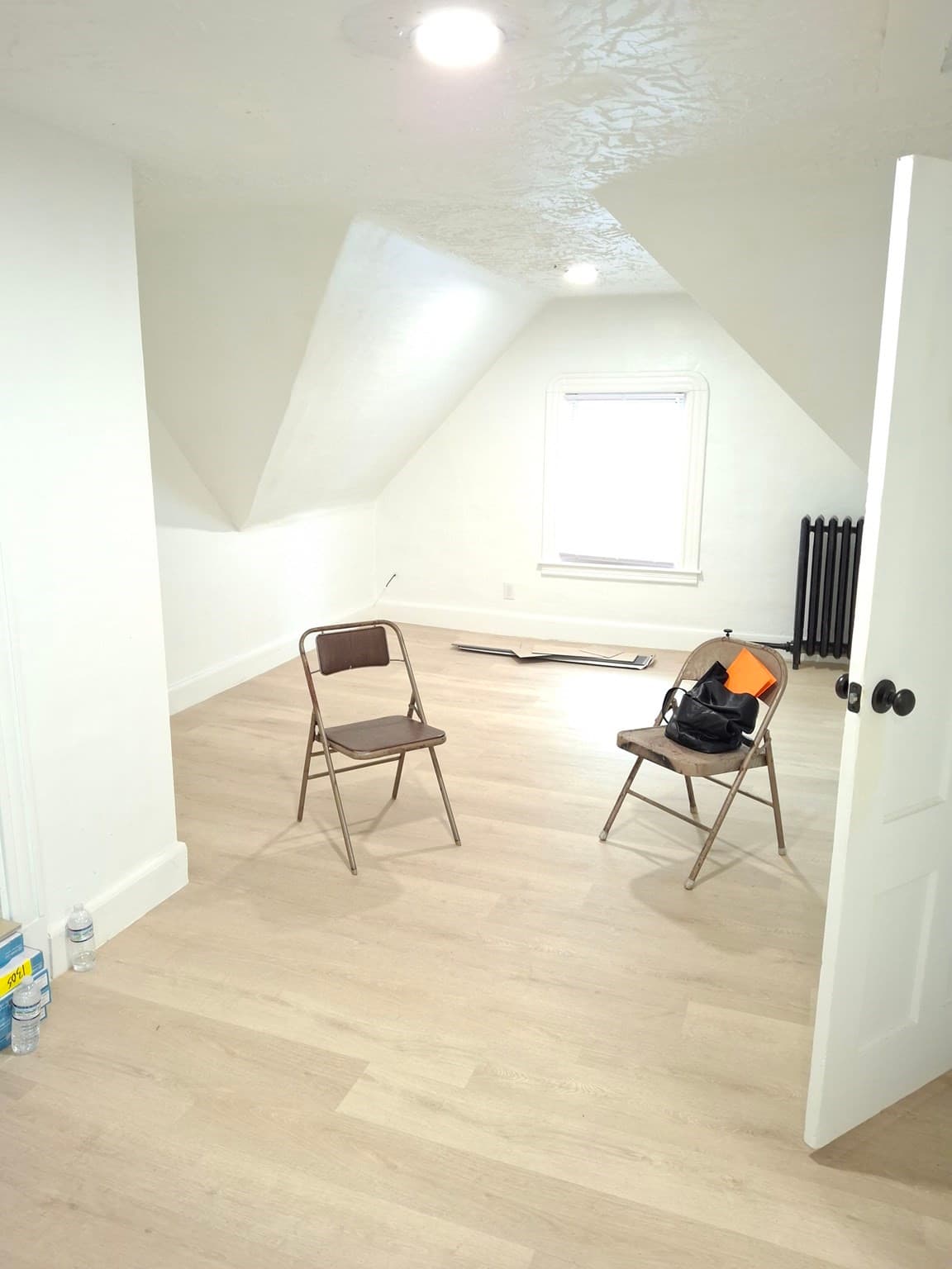 Apartment at 709 Belmont Street # 3, Springfield MA 01108, photo 6 of 16