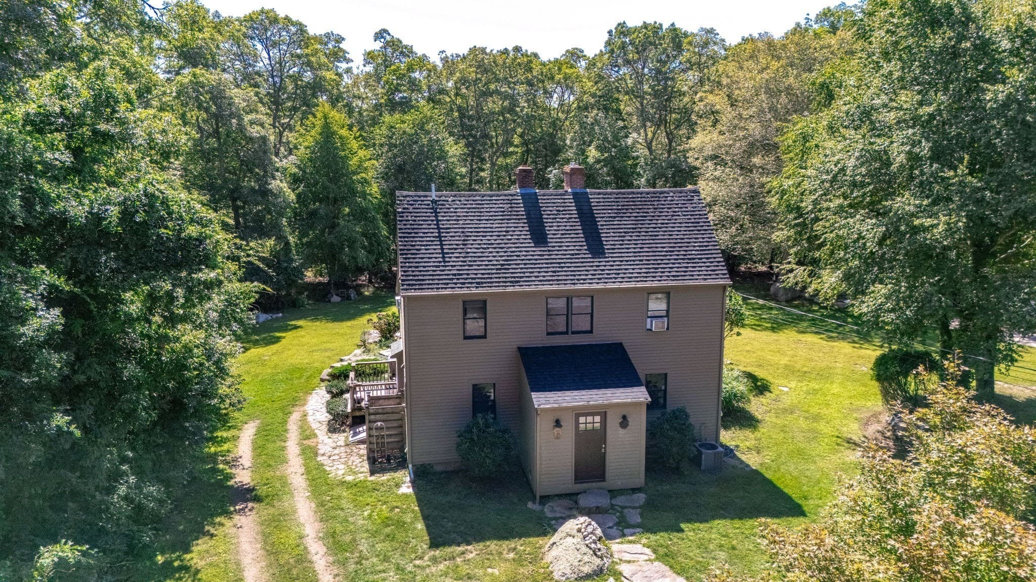 2 Monument Dr, Westport MA 02790