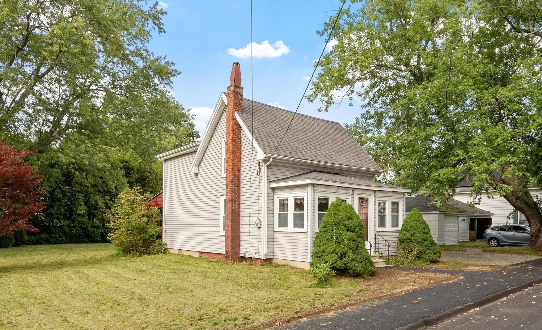 Single Family Residence at 5 Branch St, Gardner MA 01440, Gardner, photo 27 of 28