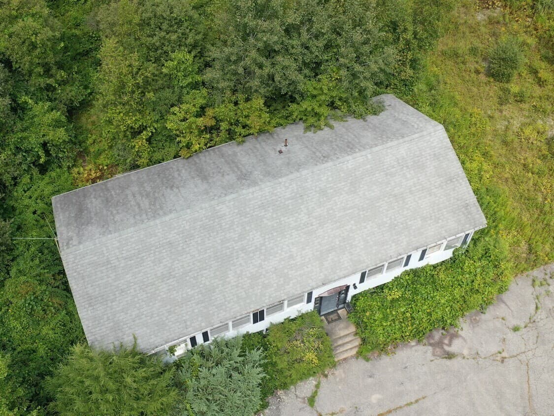 Residential at 27 Douglas Road, Webster MA 01570, Webster, photo 7 of 9
