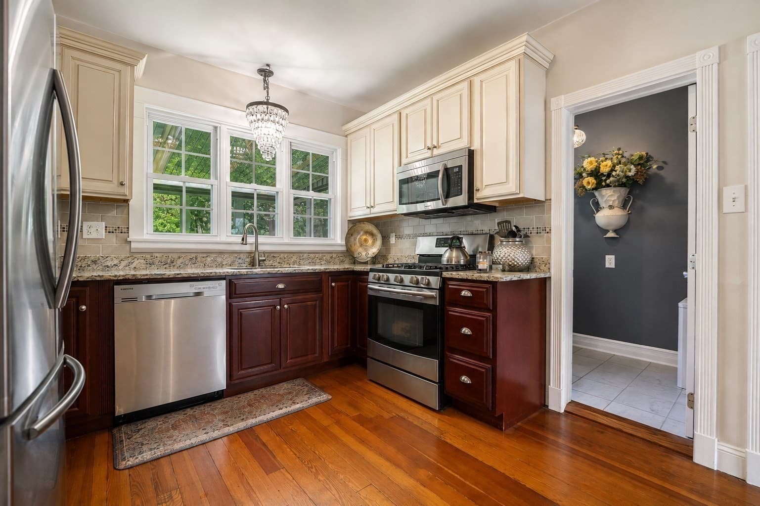 Single Family Residence at 55 Akin St, Fairhaven MA 02719, Fairhaven, photo 9 of 42