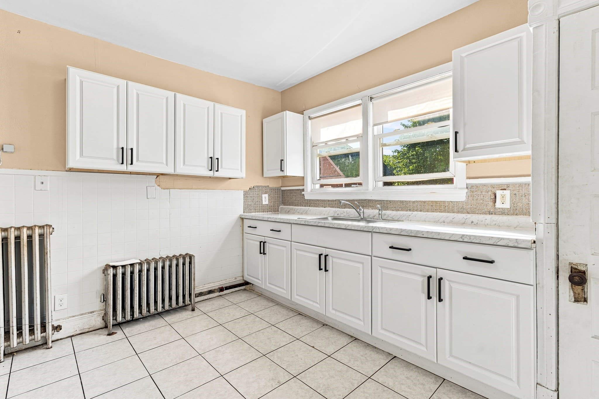 2 Family - 2 Units Up/Down at 417-419 Sumner Ave, Springfield MA 01108, Springfield, photo 30 of 41