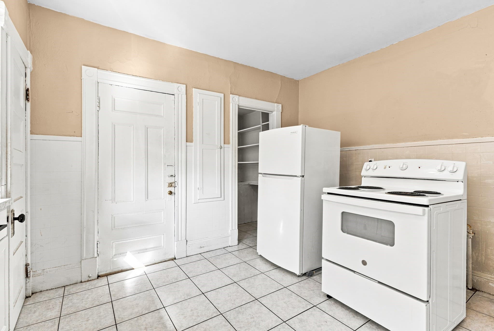 2 Family - 2 Units Up/Down at 417-419 Sumner Ave, Springfield MA 01108, Springfield, photo 29 of 41