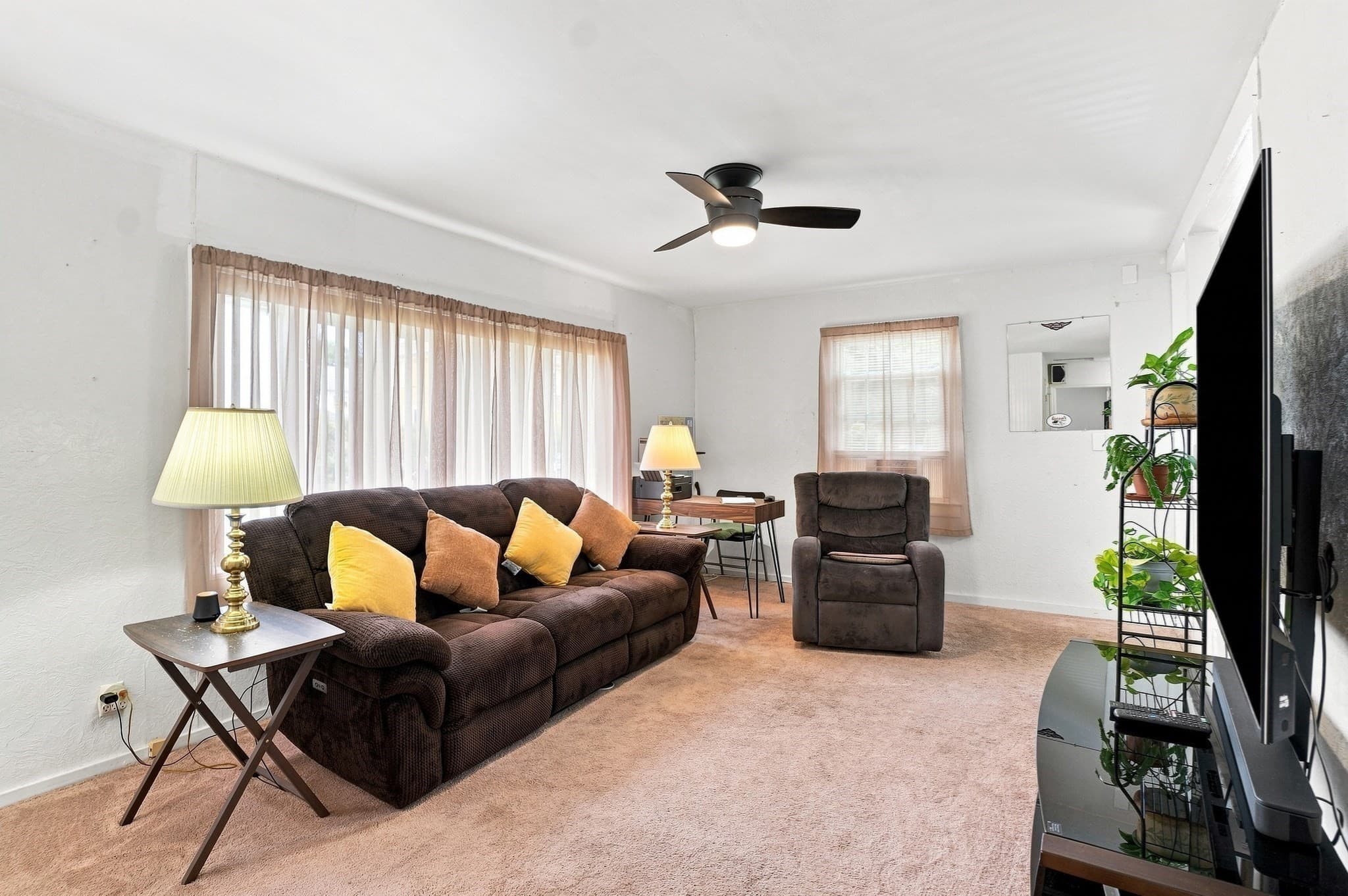 Single Family Residence at 234 Cohasset Street, Worcester MA 01604, Worcester, photo 10 of 29