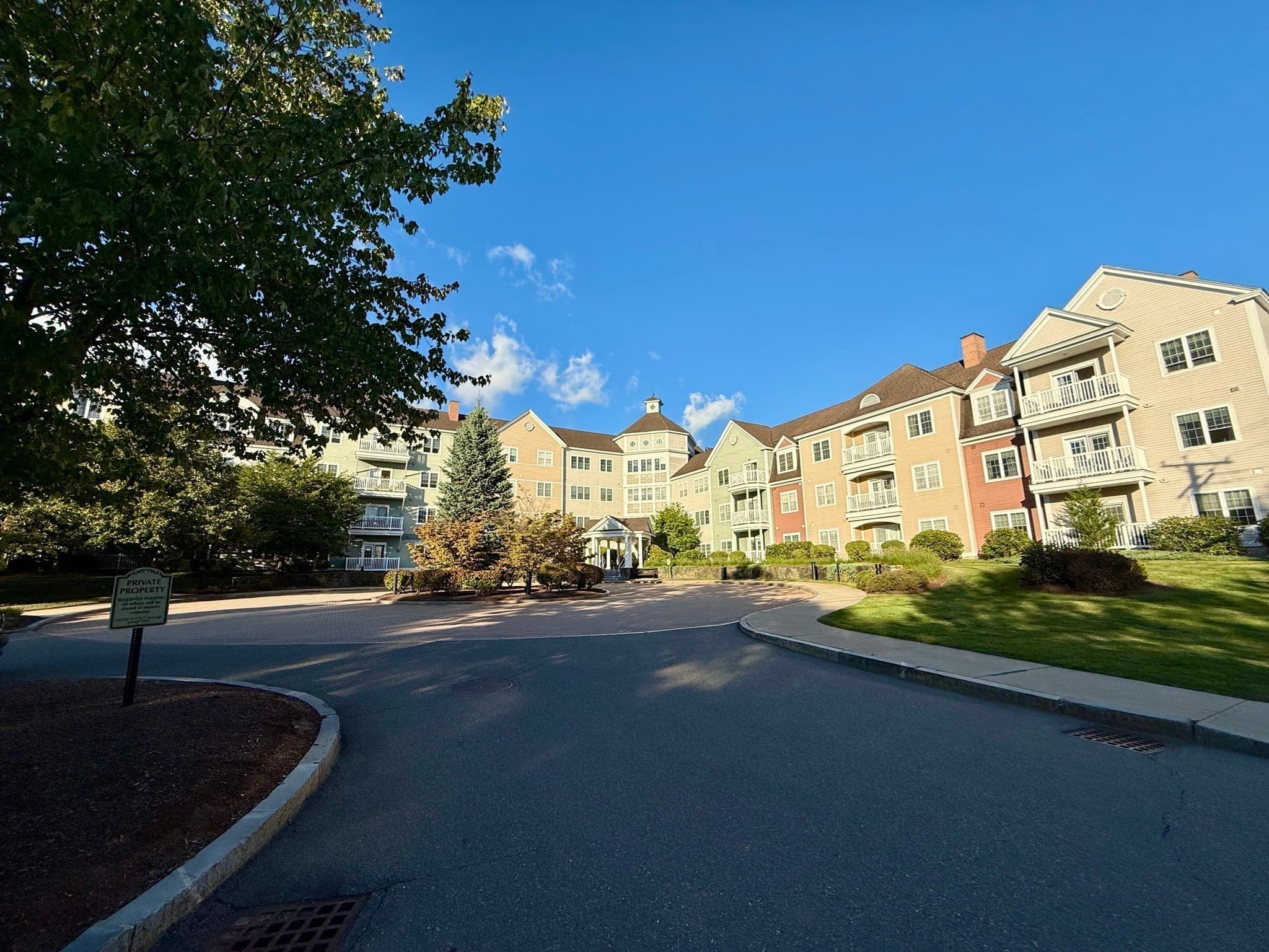 Condominium at 5 Woodman Way # B, Newburyport MA 01950, Newburyport, photo 2 of 12