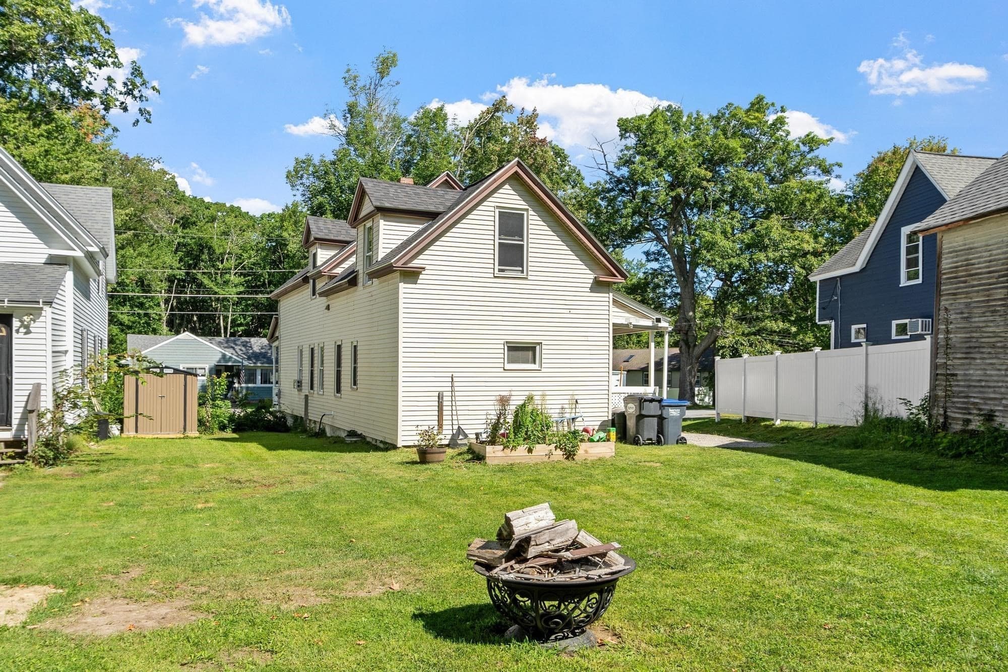 Single Family Residence at 374 Front Street, Winchendon MA 01475, Winchendon, photo 4 of 42