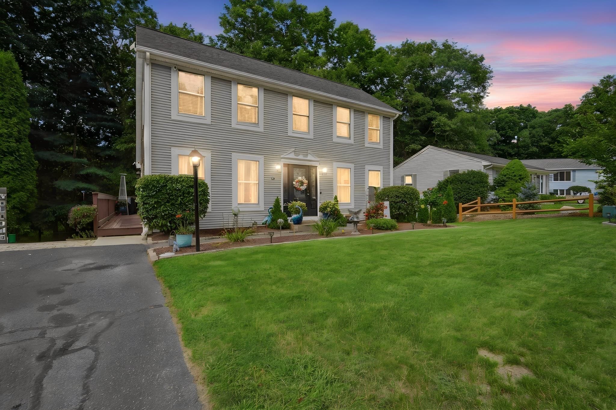 Single Family Residence at 19 Stephanie Cir, Springfield MA 01129, Springfield, photo 2 of 41