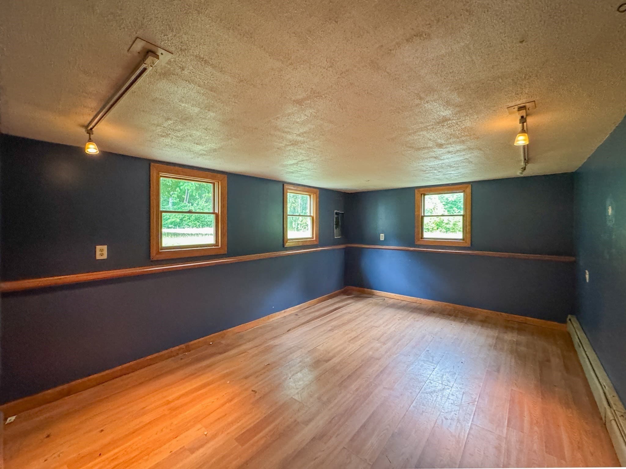 Single Family Residence at 66 S Harbor Rd, Townsend MA 01469, Townsend, photo 32 of 36
