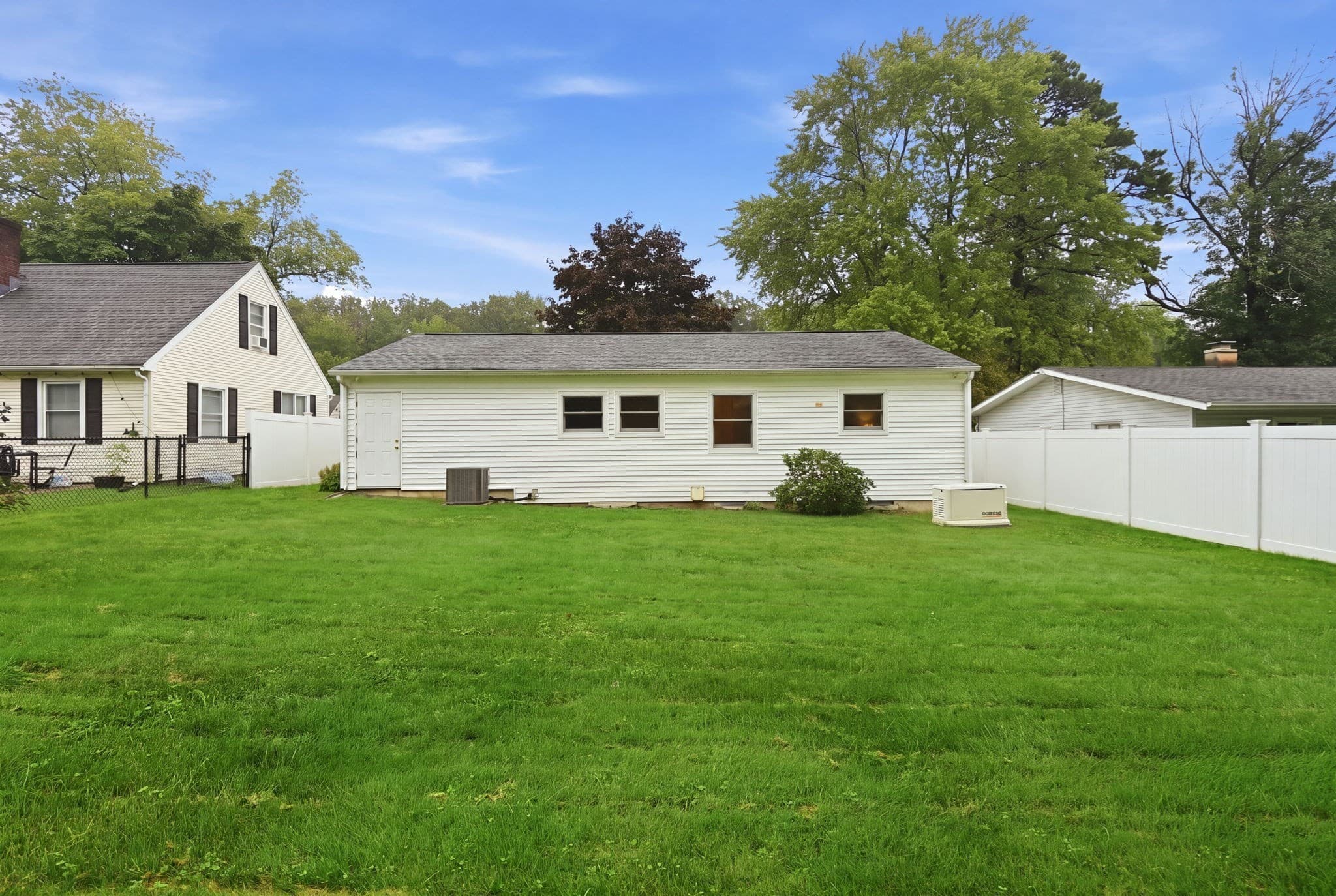 Single Family Residence at 161 Wolcott Ave, West Springfield MA 01089, West Springfield, photo 36 of 42