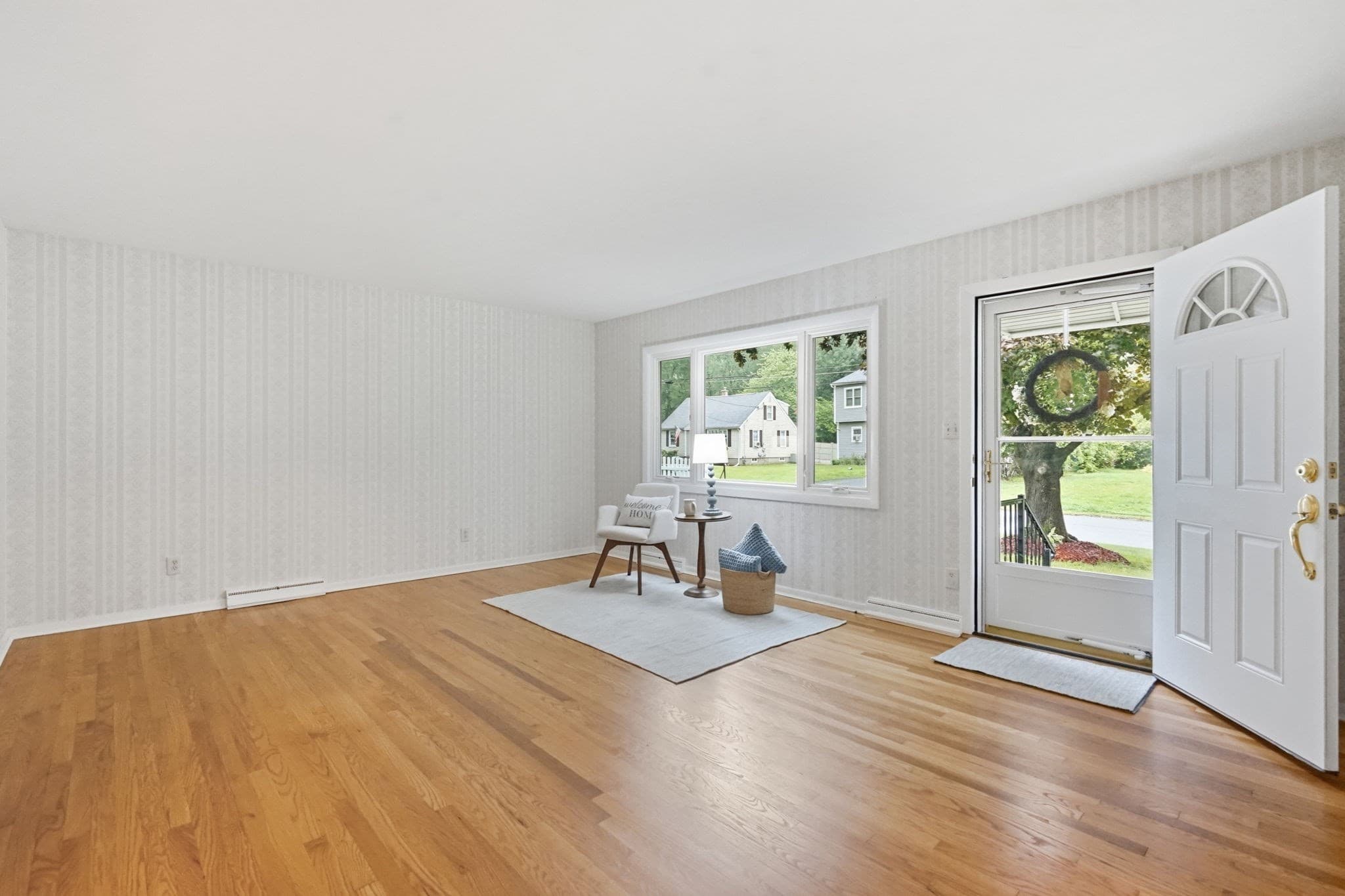 Single Family Residence at 161 Wolcott Ave, West Springfield MA 01089, West Springfield, photo 9 of 42