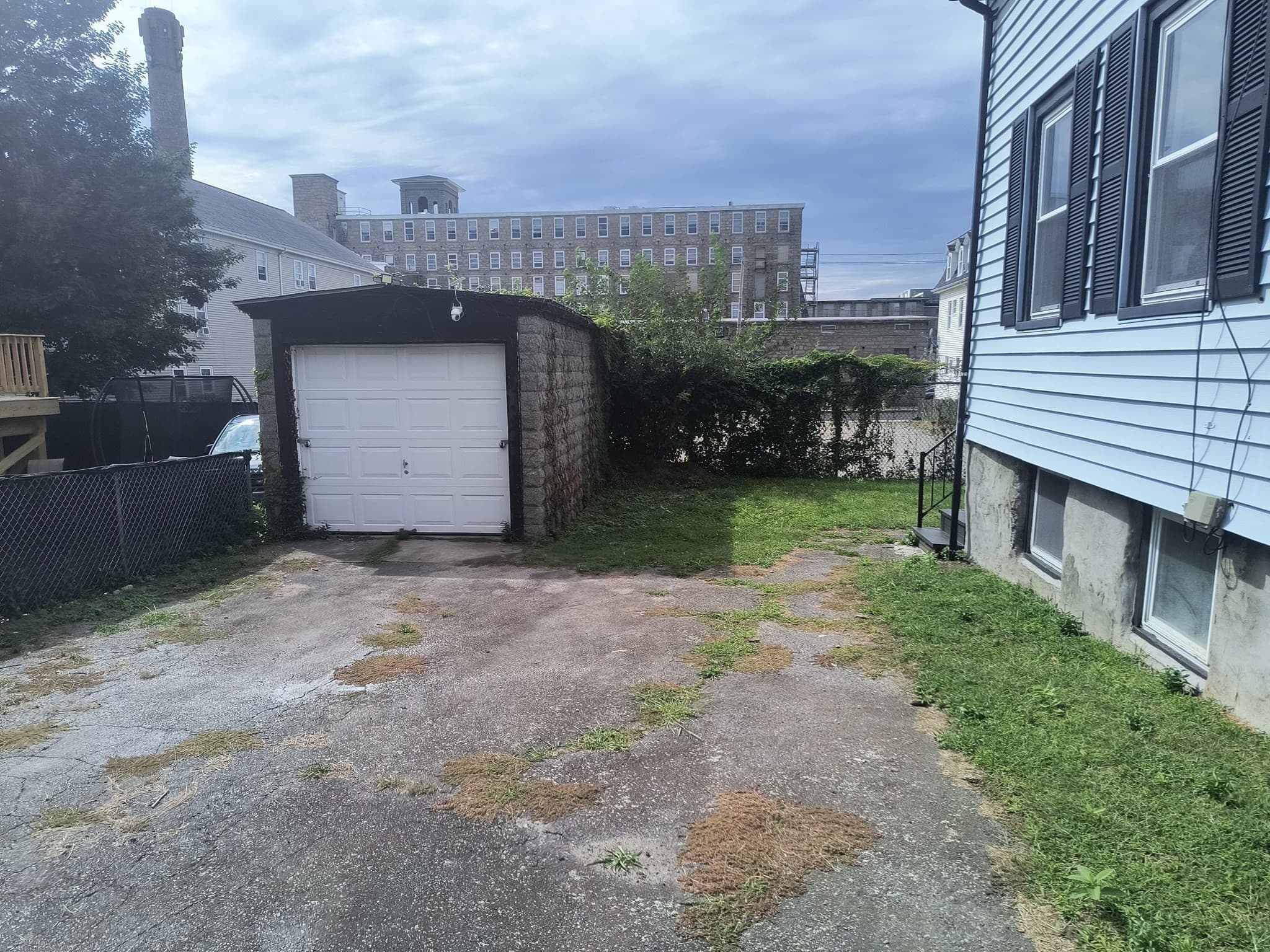 Single Family Residence at 90 Tremont St, Fall River MA 02720, Fall River, photo 6 of 19