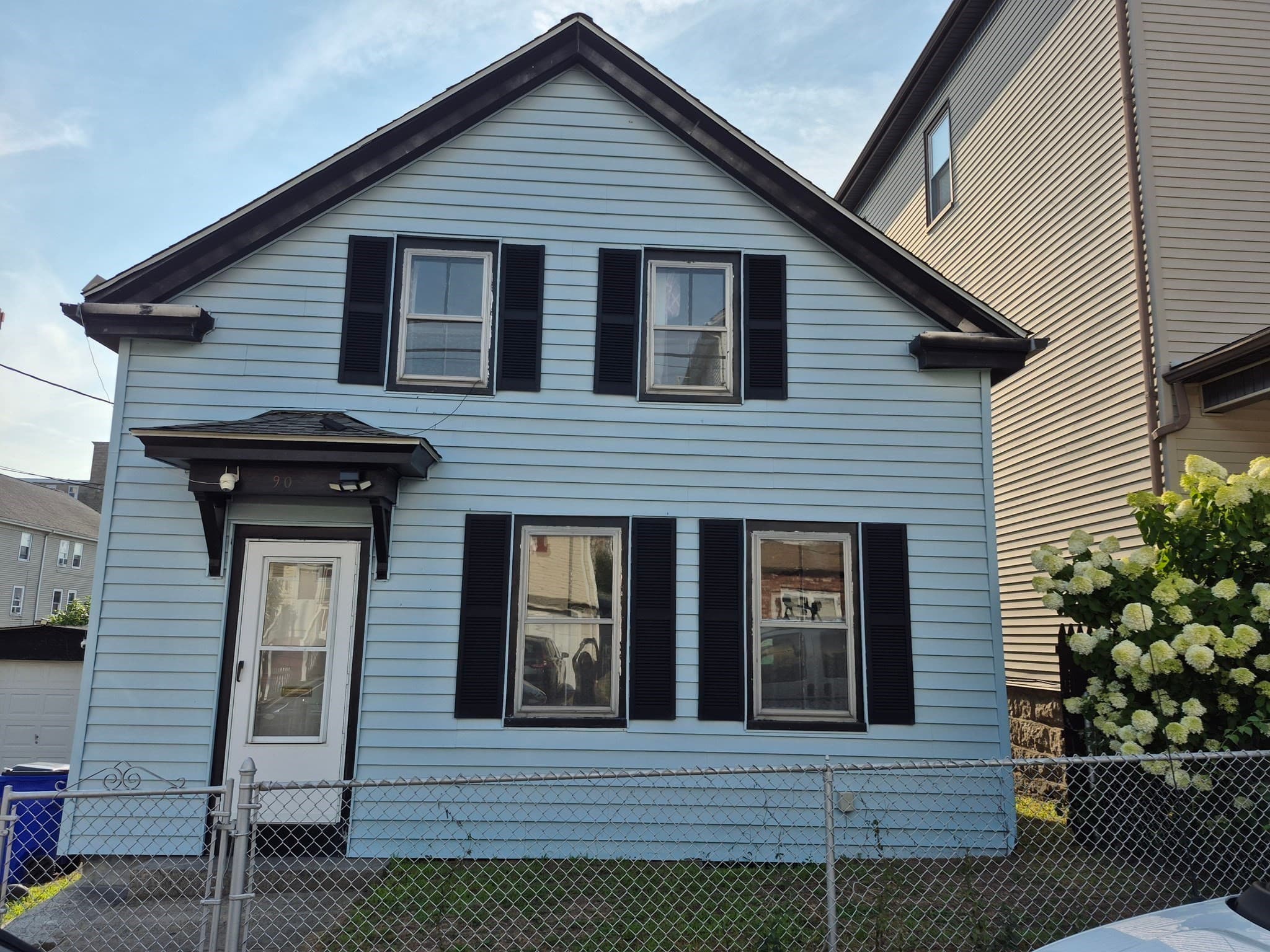 Single Family Residence at 90 Tremont St, Fall River MA 02720, Fall River, photo 3 of 19