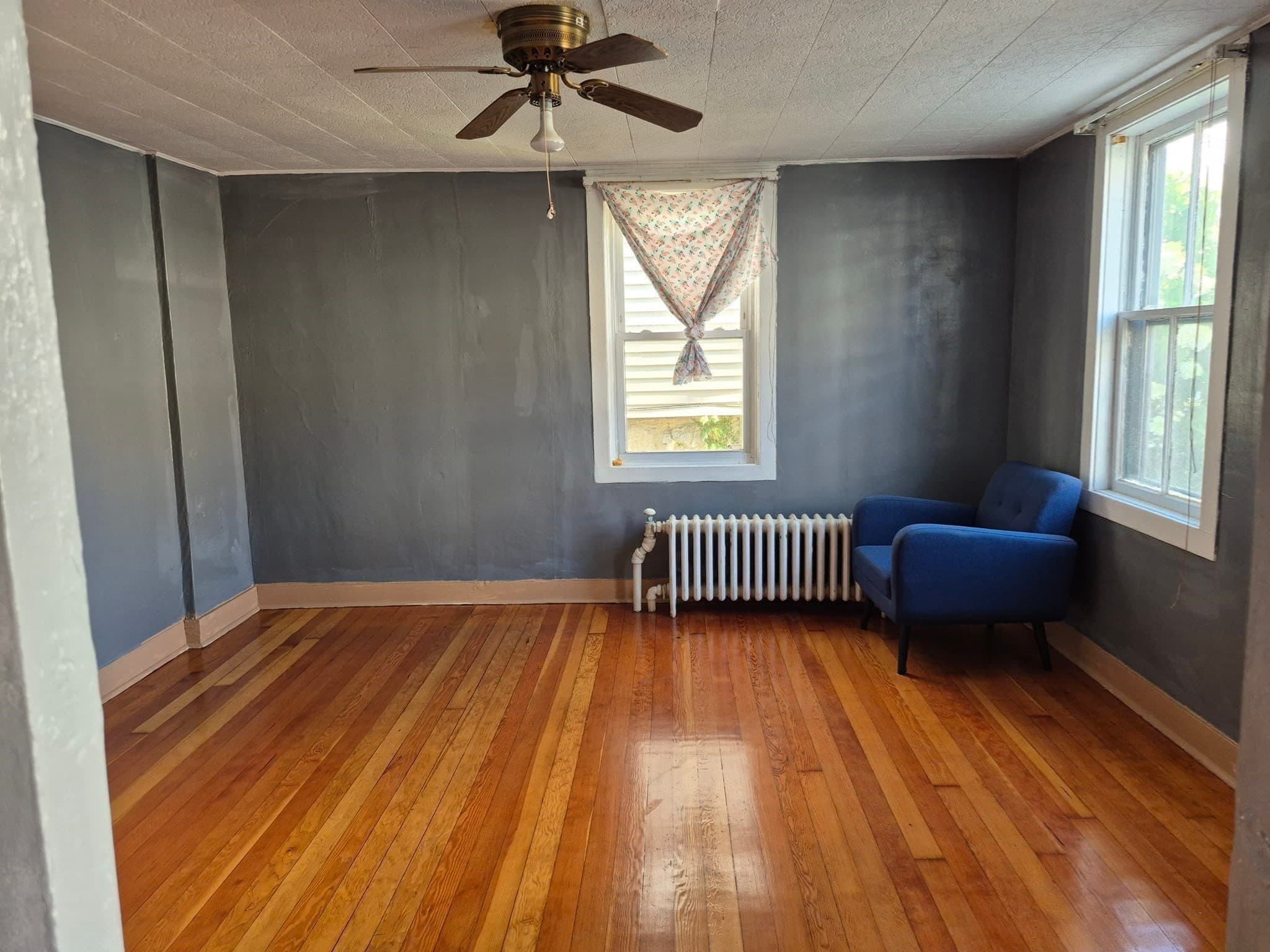 Single Family Residence at 90 Tremont St, Fall River MA 02720, Fall River, photo 10 of 19