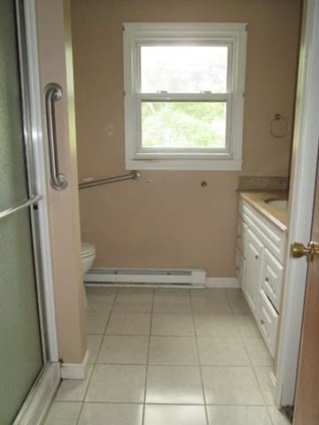 Single Family Residence at 180 Ash Street, Spencer MA 01562, Spencer, photo 7 of 32