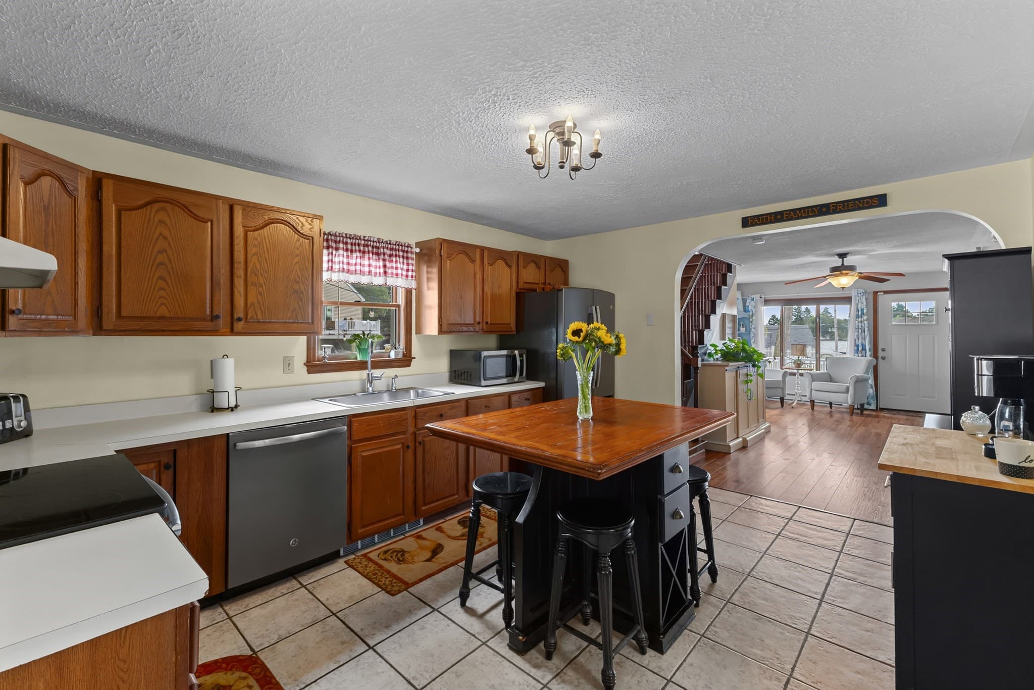 Single Family Residence at 4 Birch, Webster MA 01570, Webster, photo 14 of 40