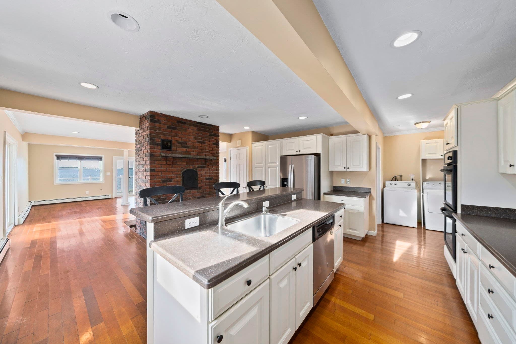Single Family Residence at 2 Caldwell St, Weymouth MA 02191, Weymouth, photo 10 of 42