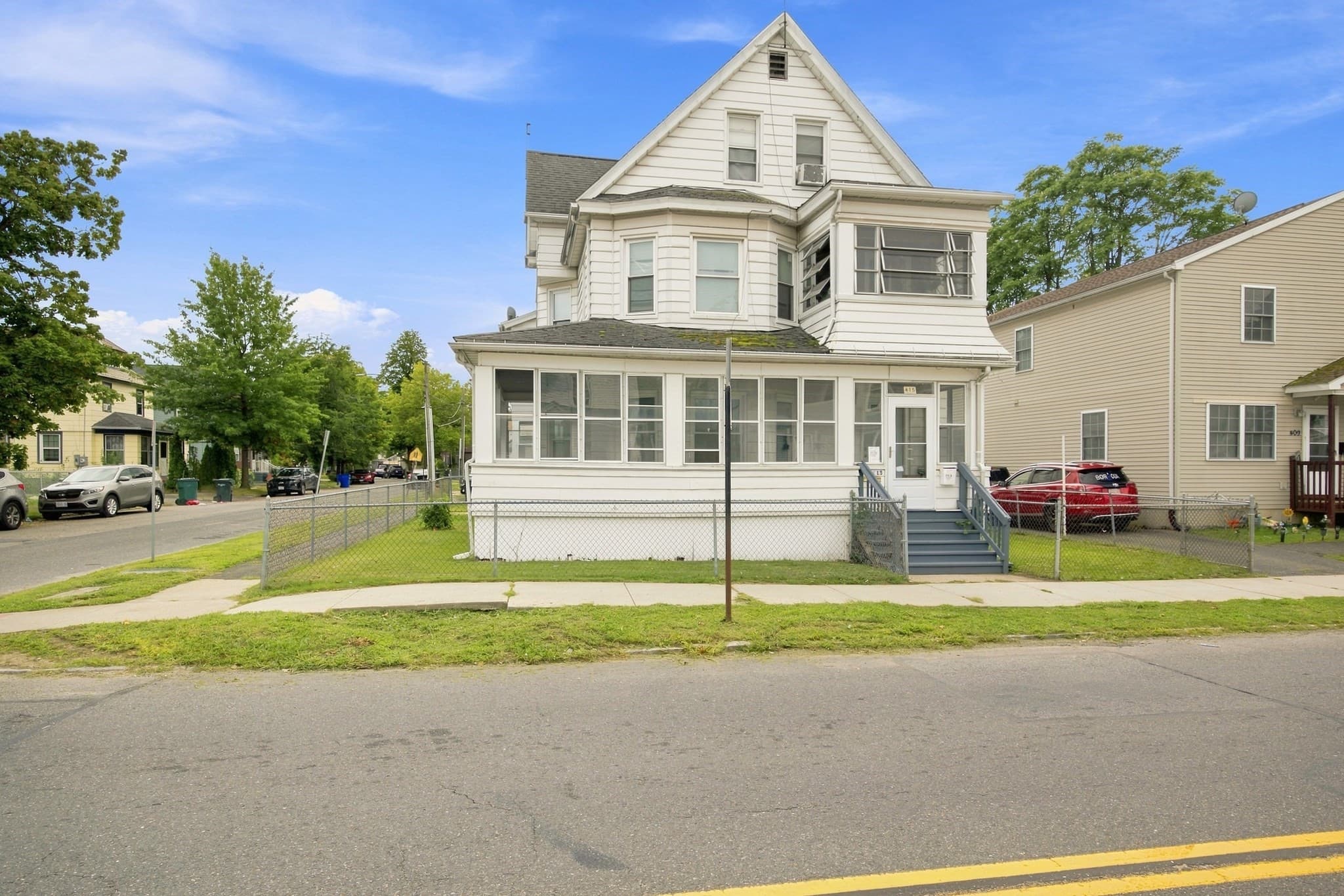 415 Orange St, Springfield MA 01108